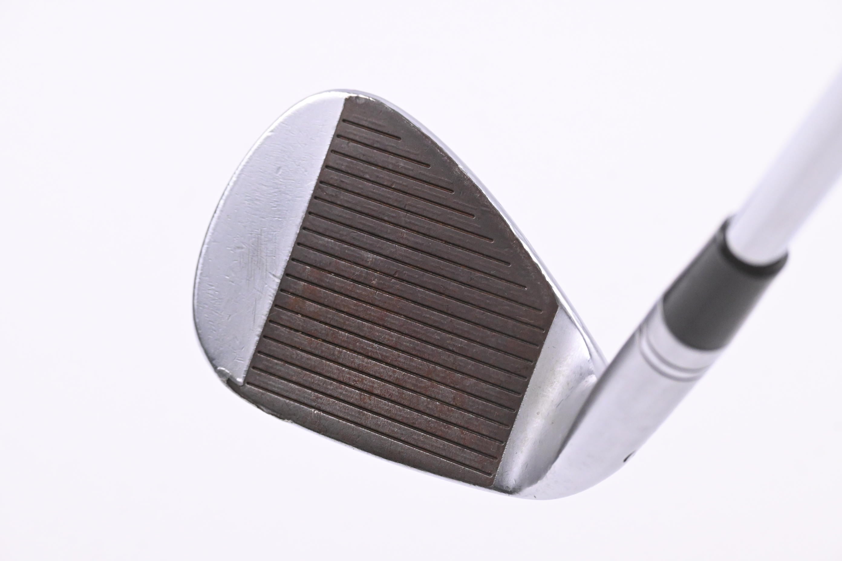 Taylormade Milled Grind 3 Chrome Sand Wedge / 54 Degree / Stiff Flex Dynamic Gold