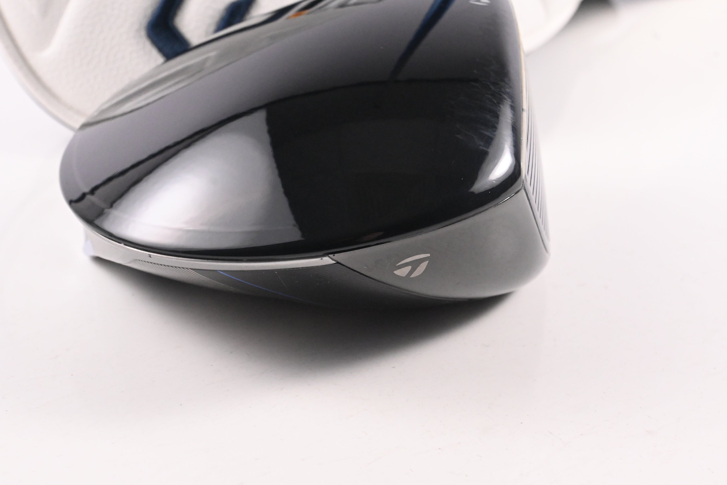 Taylormade Qi10 LS Driver / 9 Degree / Stiff Flex Evenflow Riptide CB 60 Shaft