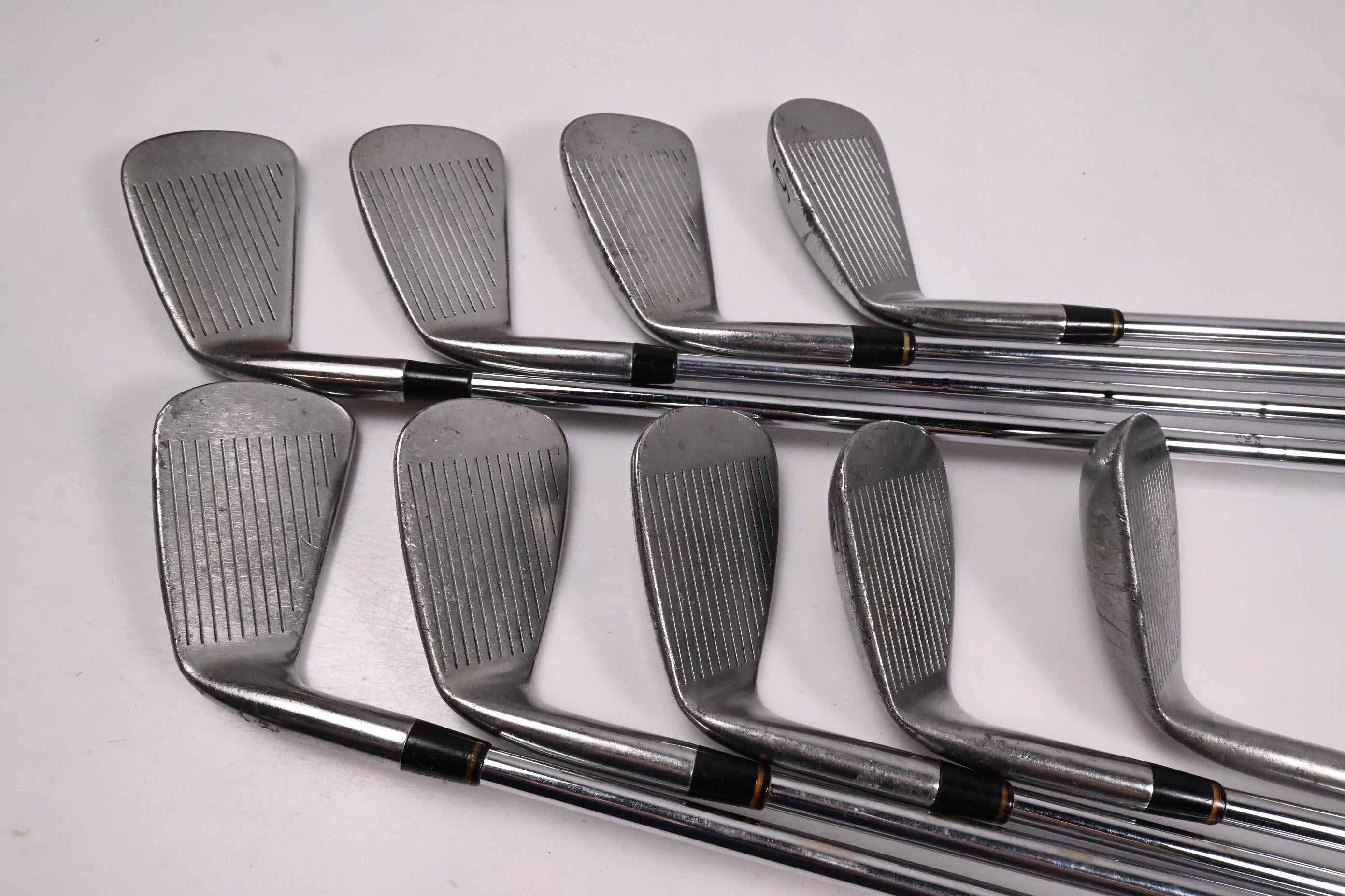 Titleist DCI 962 Irons / 3-PW+SW / Stiff Flex Dynamic Gold Shafts
