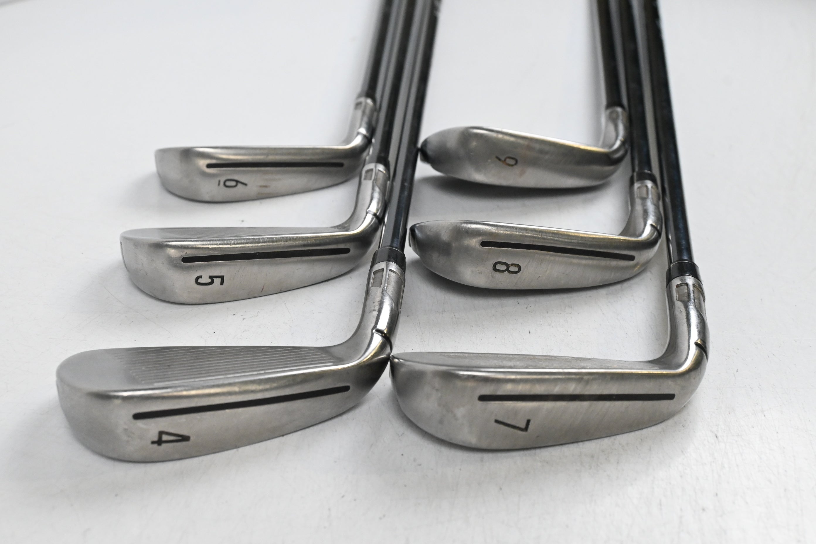 Taylormade Stealth Irons / 4-9i / Regular Flex UST Mamiya Recoil Dart 65 Shafts