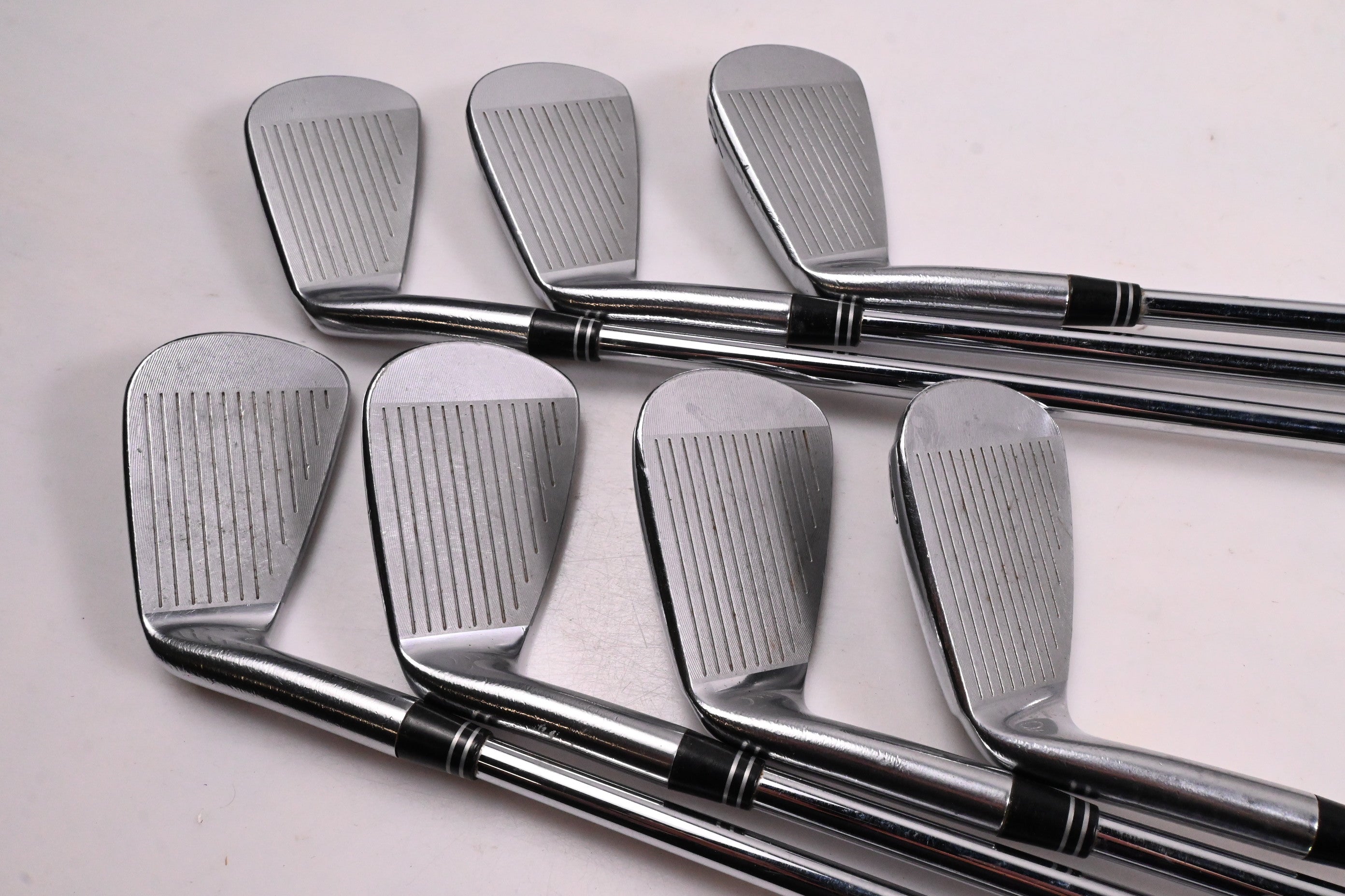Srixon I-701 Irons / 4-PW / Regular Flex Dynamic Gold R300 Shafts