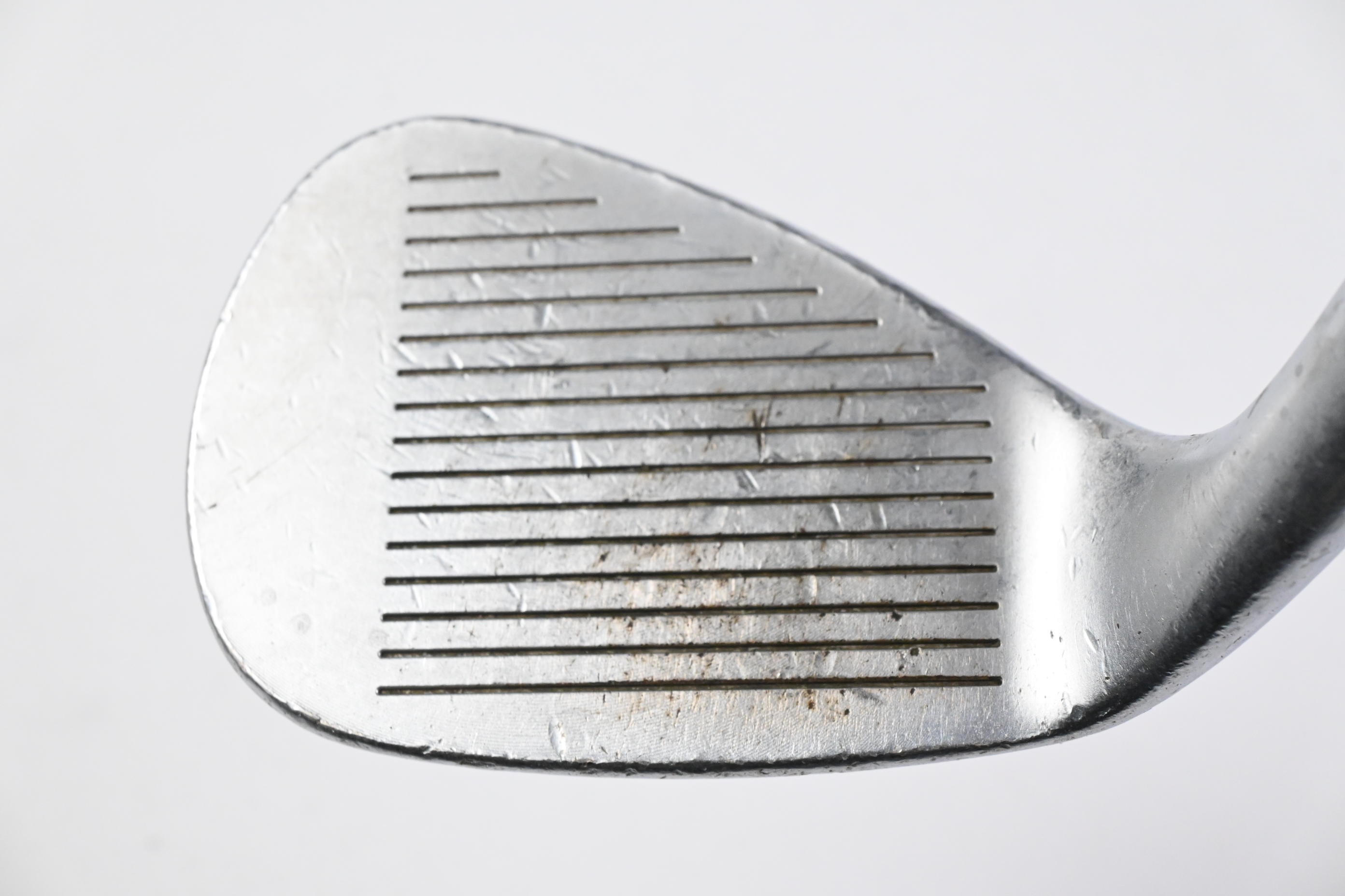 Wilson Staff Model Sand Wedge / 56 Degree / Stiff Flex Dynamic Gold Shaft
