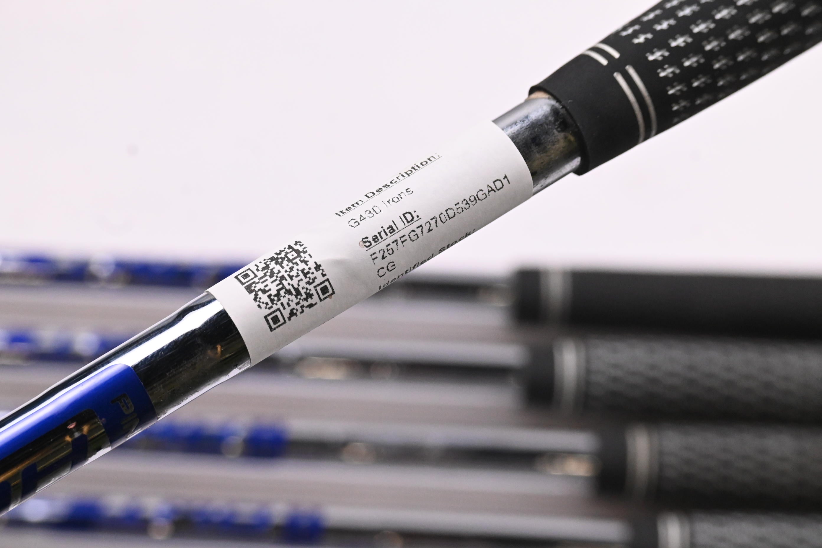 Ping G430 Irons / 6-PW+45° / Red Dot / Regular Flex Ping AWT 2.0 Shafts