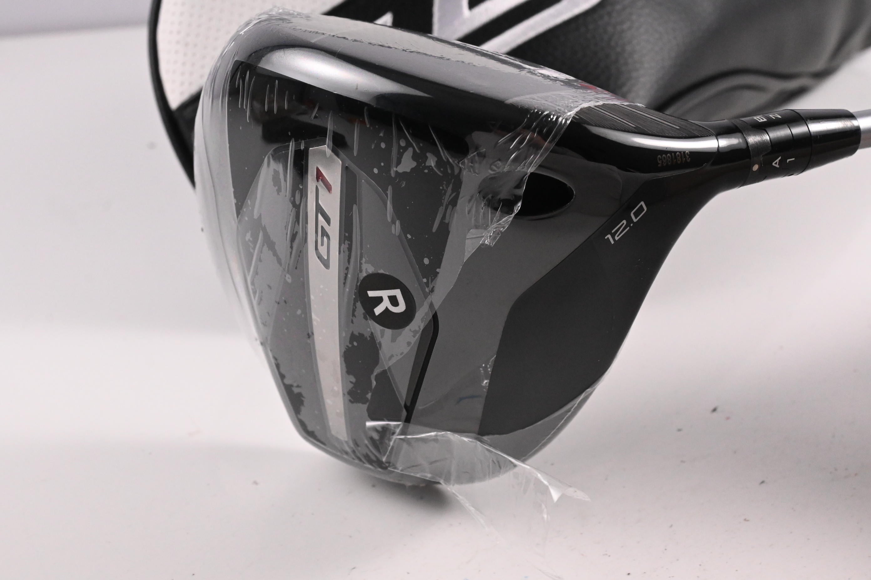Titleist GT1 Driver / 12 Degree / Regular Flex Fujikura Air Speeder 40 Shaft
