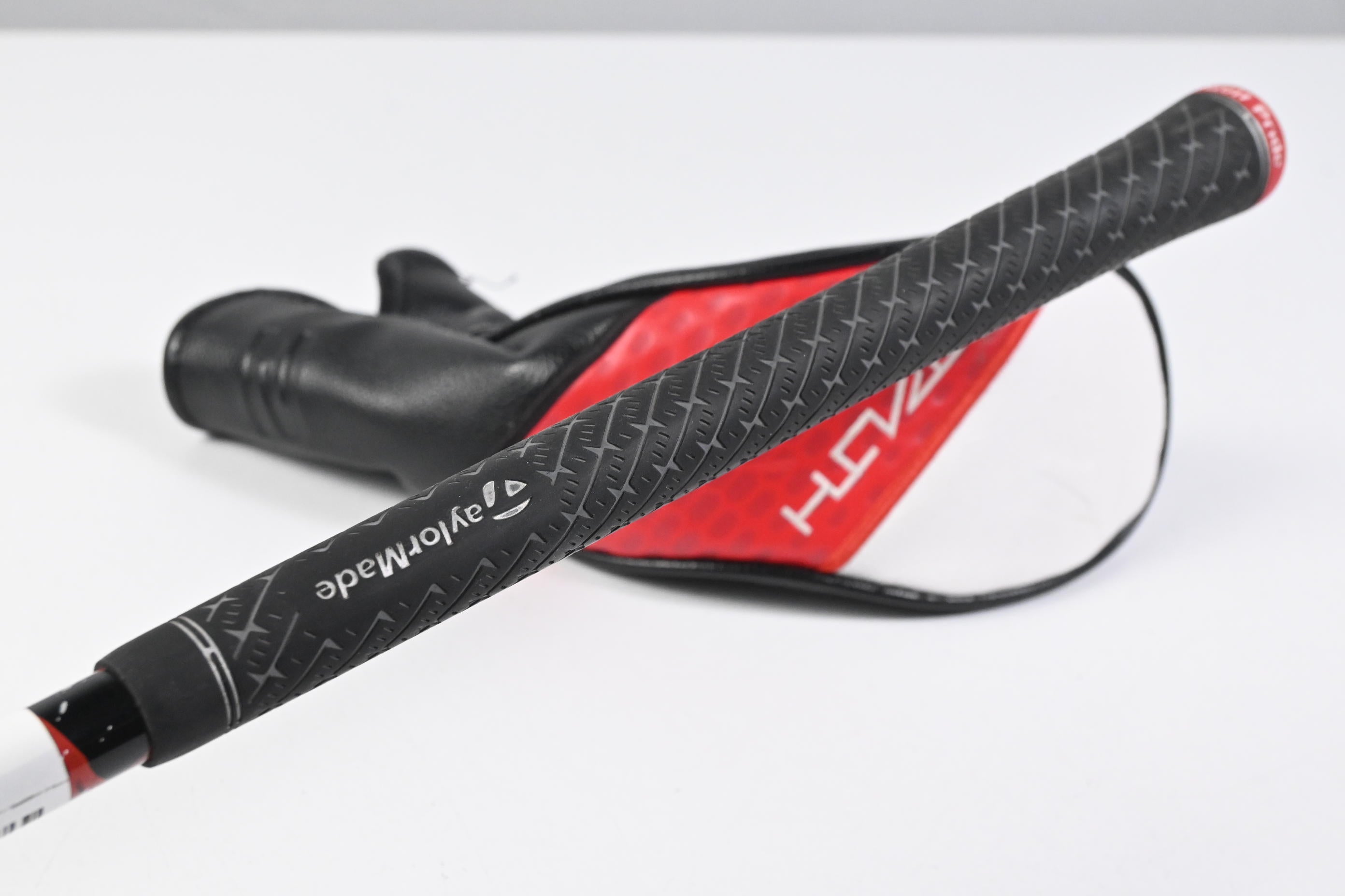 Taylormade Stealth 2 Plus #2 Hybrid / 17 Degree / Stiff Flex Kai'li Red 85 Shaft