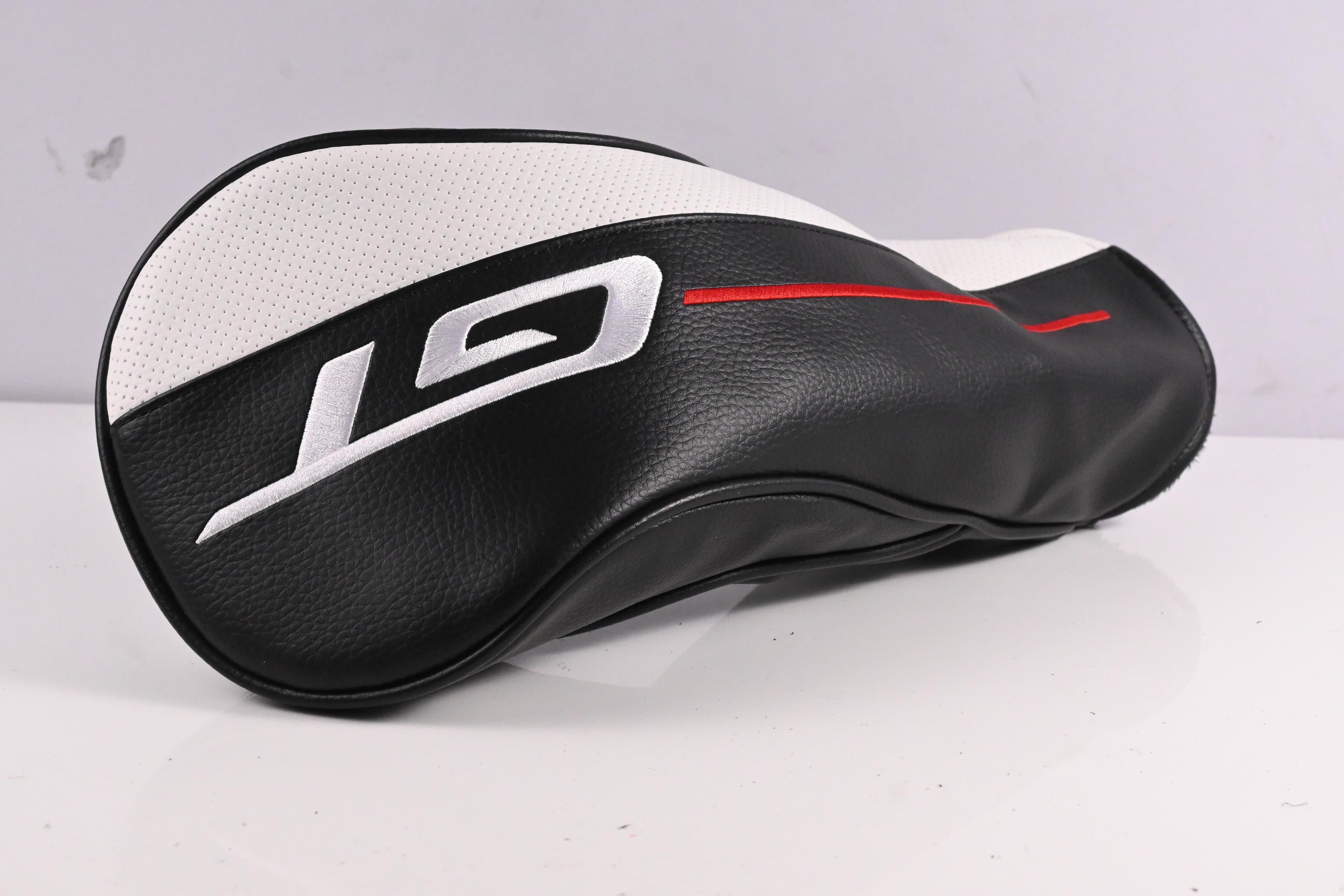 Titleist GT1 Driver / 12 Degree / Regular Flex Fujikura Air Speeder 40 Shaft