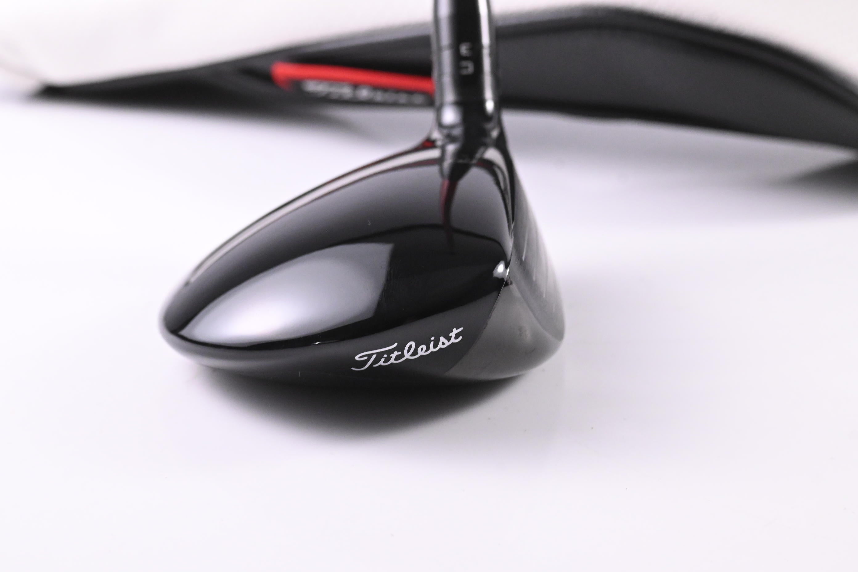 Titleist GT3 #5 Wood / 18 Degree / Regular Flex Project X Denali Red 60 Shaft
