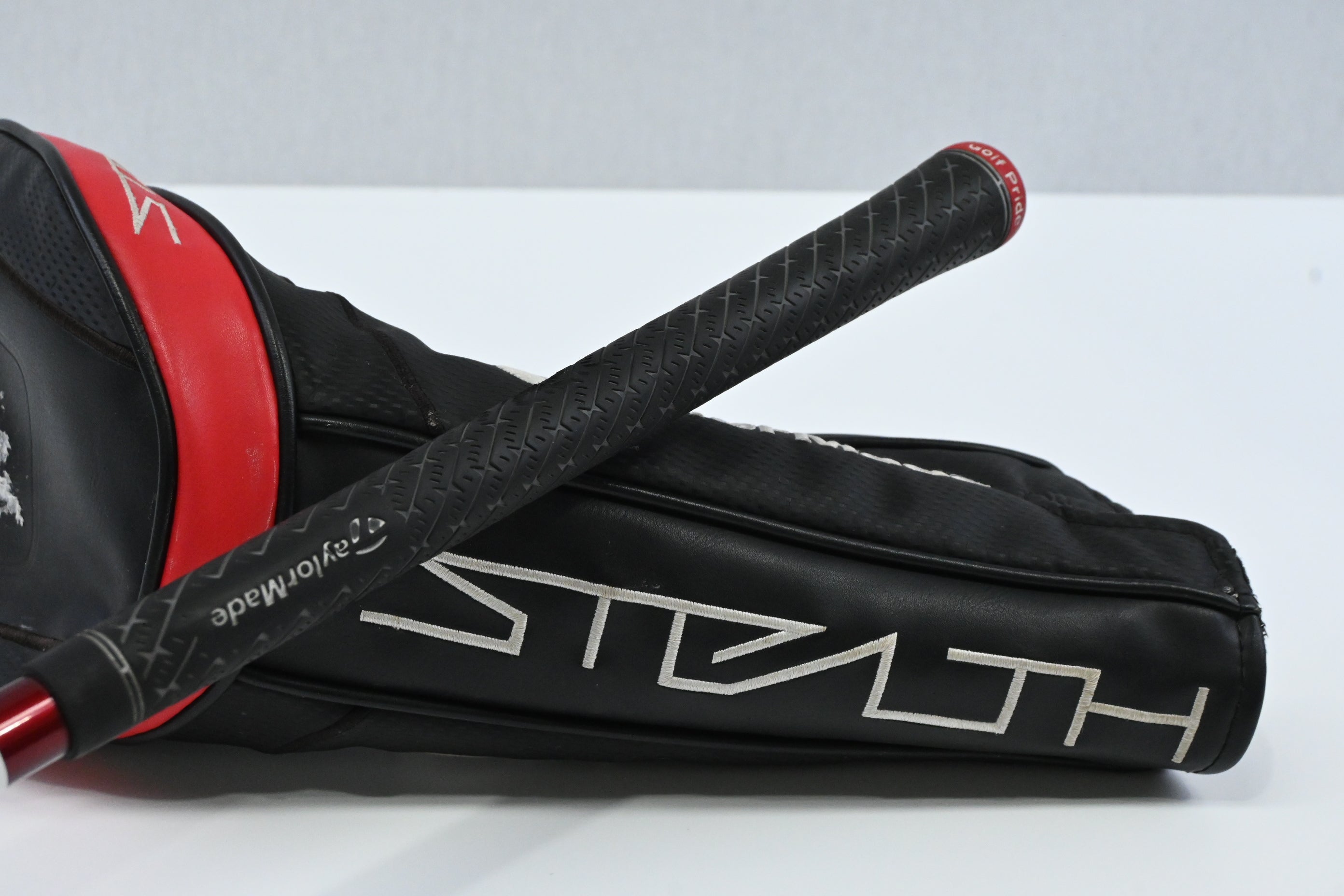 Taylormade Stealth Plus Driver / 10.5 Degree / Stiff Flex Fujikura Ventus TR Red