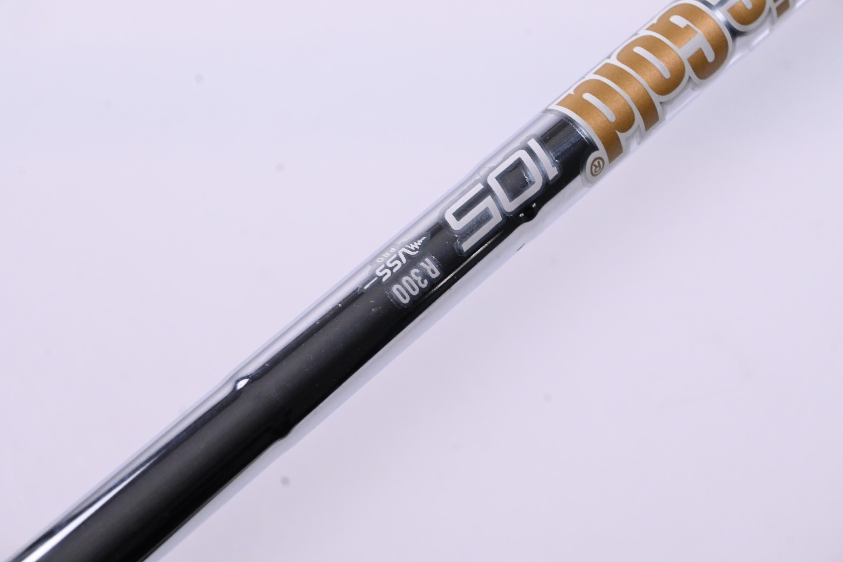Taylormade P790 2019 #3 iron / Regular Flex Dynamic Gold 105 R300 Shaft