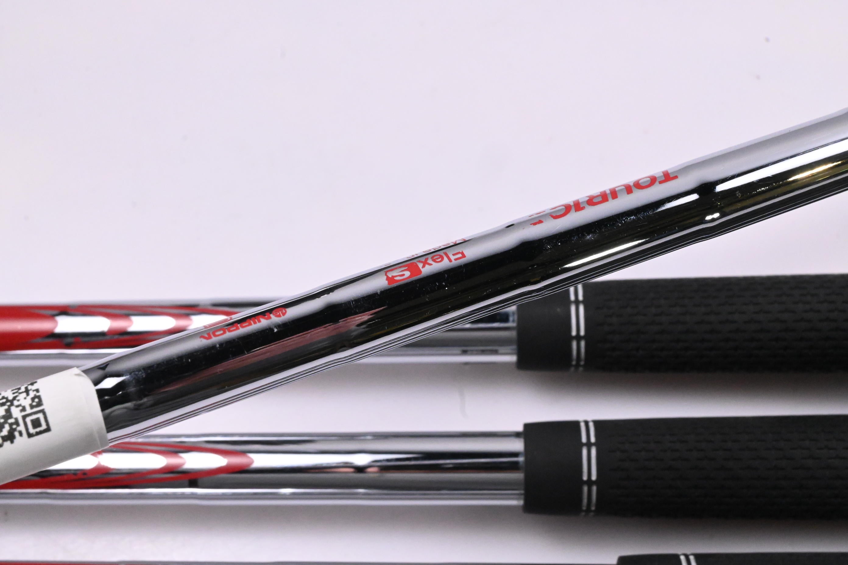 Left Hand Ping G430 Irons / 5-PW / Black Dot / Stiff Flex N.S.Pro Modus³ Tour