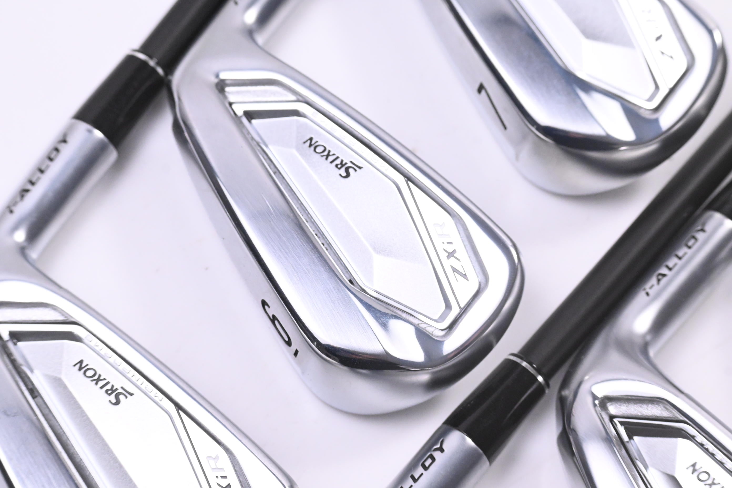 Srixon ZXiR Irons / 5-PW / Regular Flex KBS PGI 60 Shafts