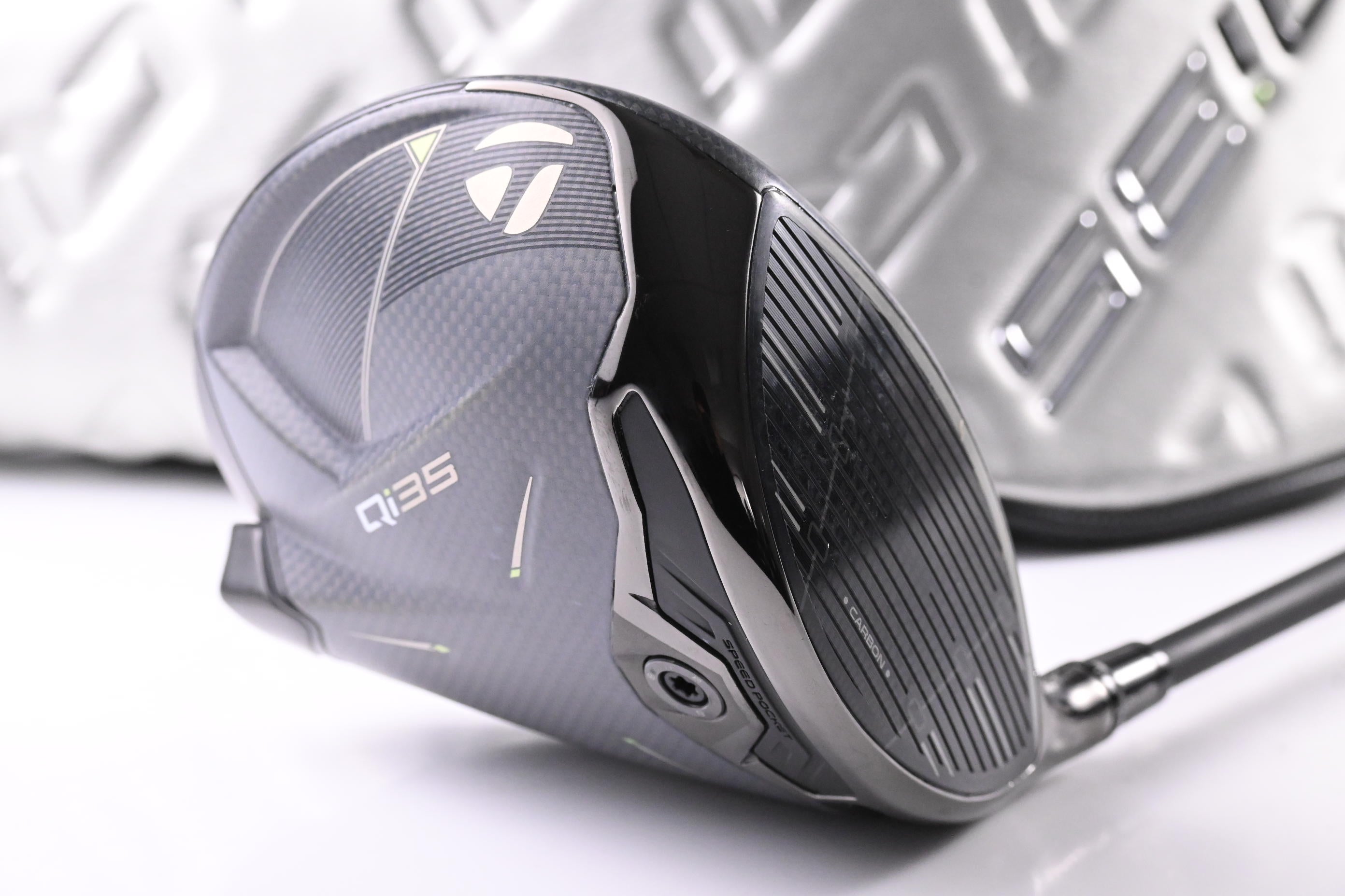 Taylormade Qi35 Driver / 9 Degree / Stiff Flex Kai'li Dark Waves White 60 Shaft