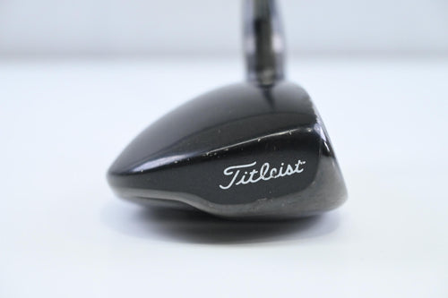 Titleist 913H #3 Hybrid / 19 Degree / Stiff Flex Aldila RIP Phenom 80