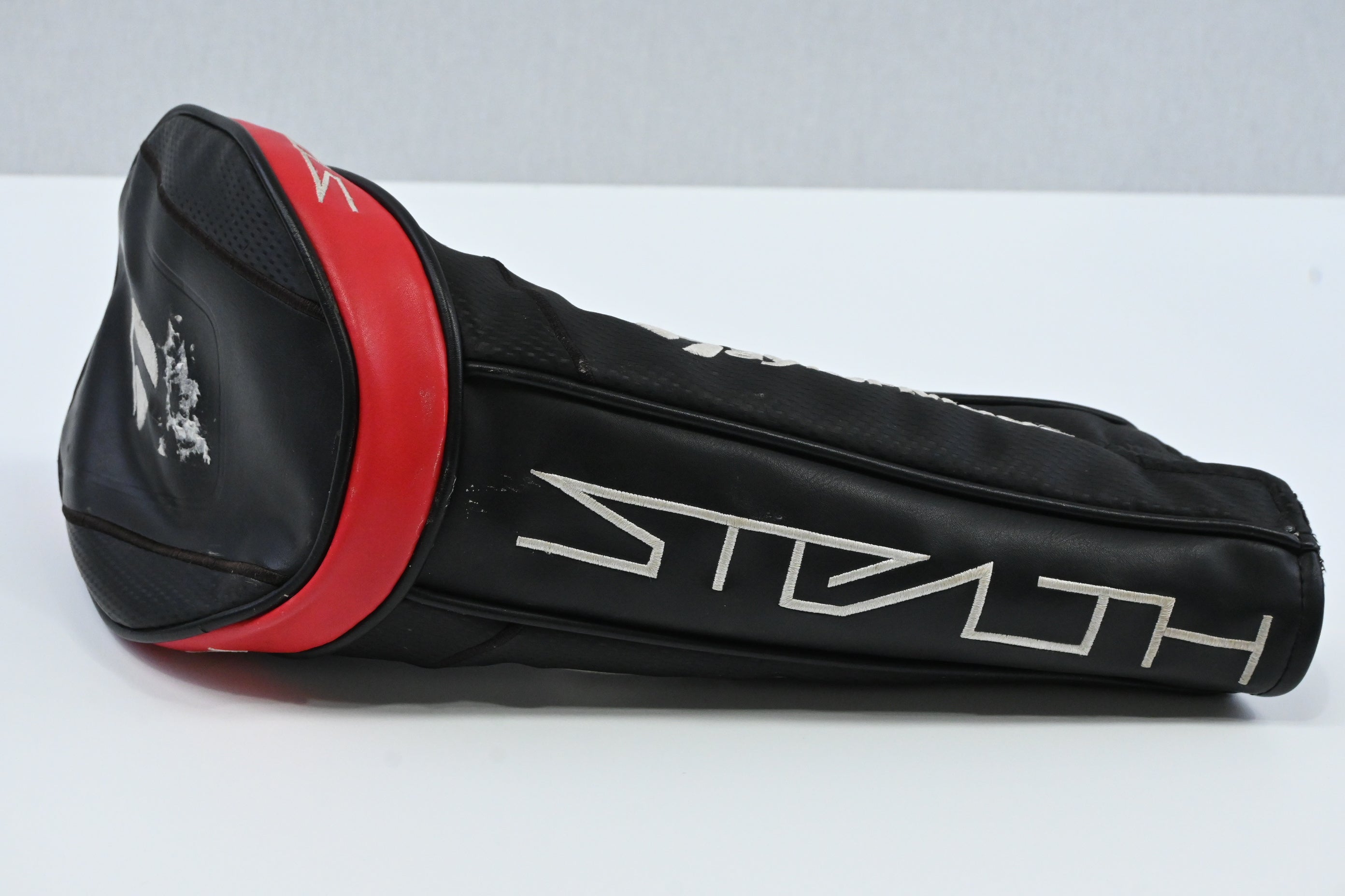 Taylormade Stealth Plus Driver / 10.5 Degree / Stiff Flex Fujikura Ventus TR Red