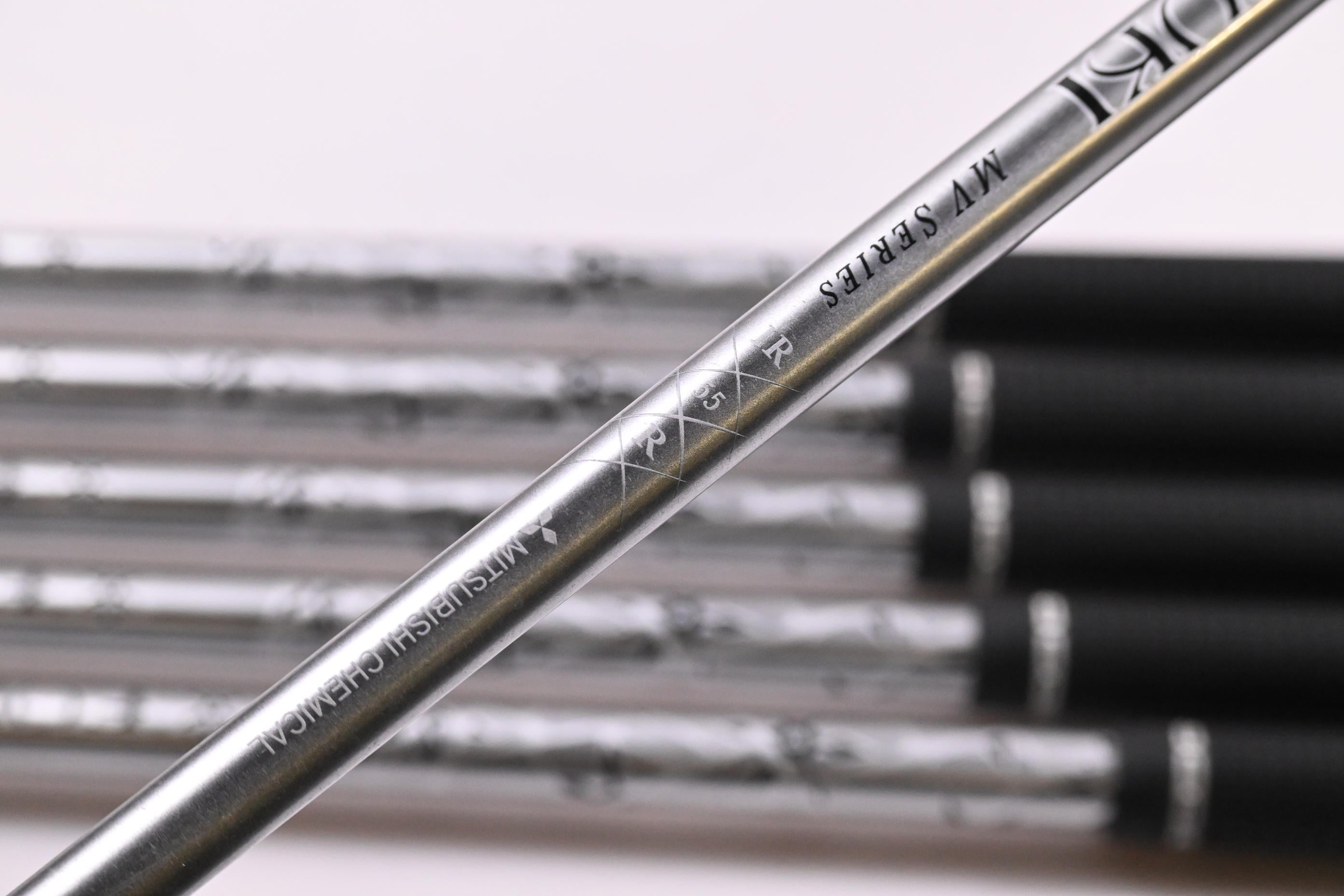 Titleist T350 2023 Irons / 6-PW+48° / Regular Flex Fubuki MV 55 Shafts