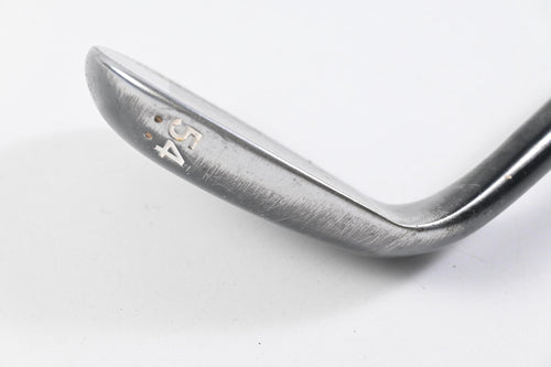 Cleveland 588 RTX 2.0 Sand Wedge / 54 Degree / Wedge Flex Dynamic Gold Shaft