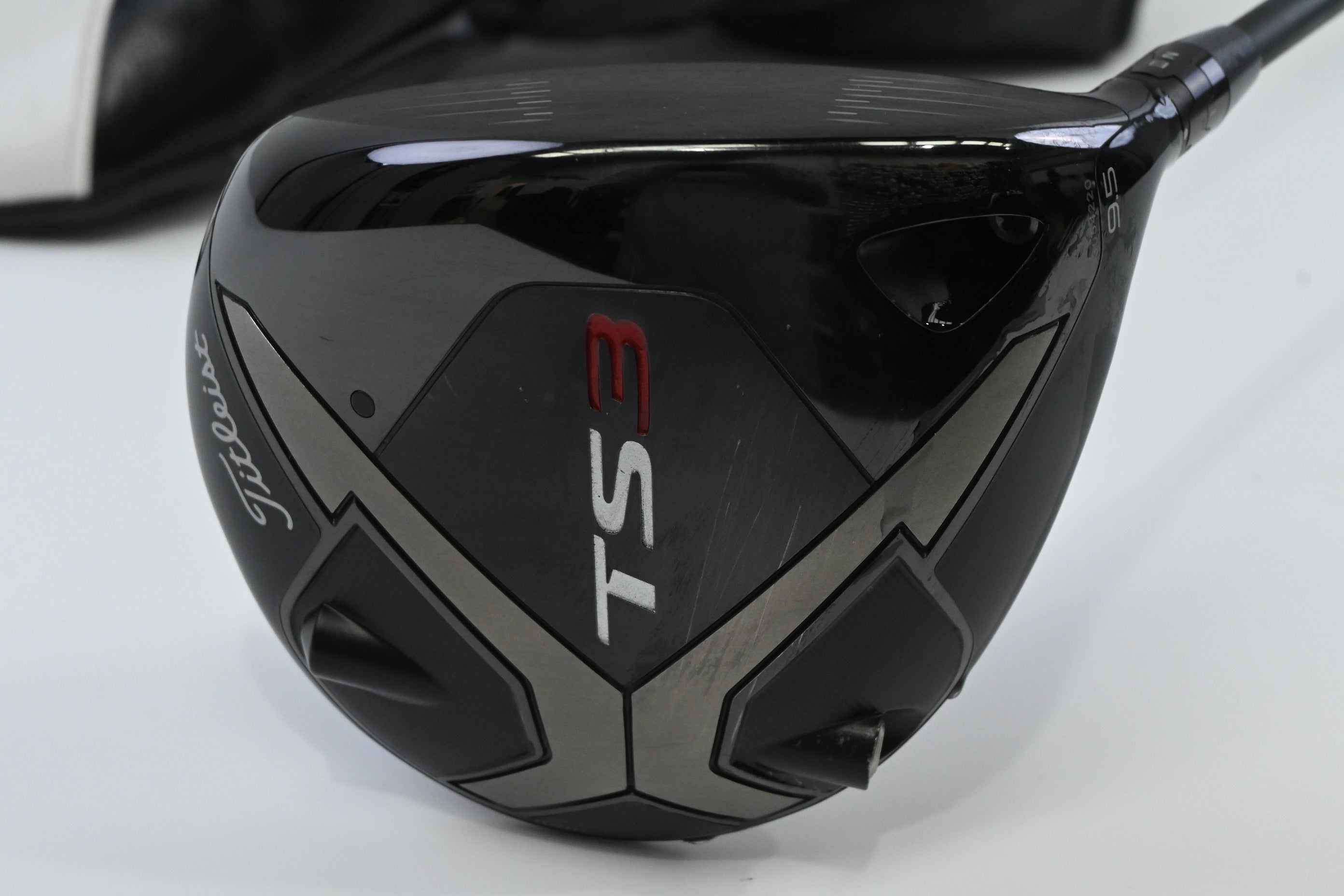 Titleist TS3 Driver / 9.5 Degree / Regular Flex HZRDUS Smoke Black 60 Shaft