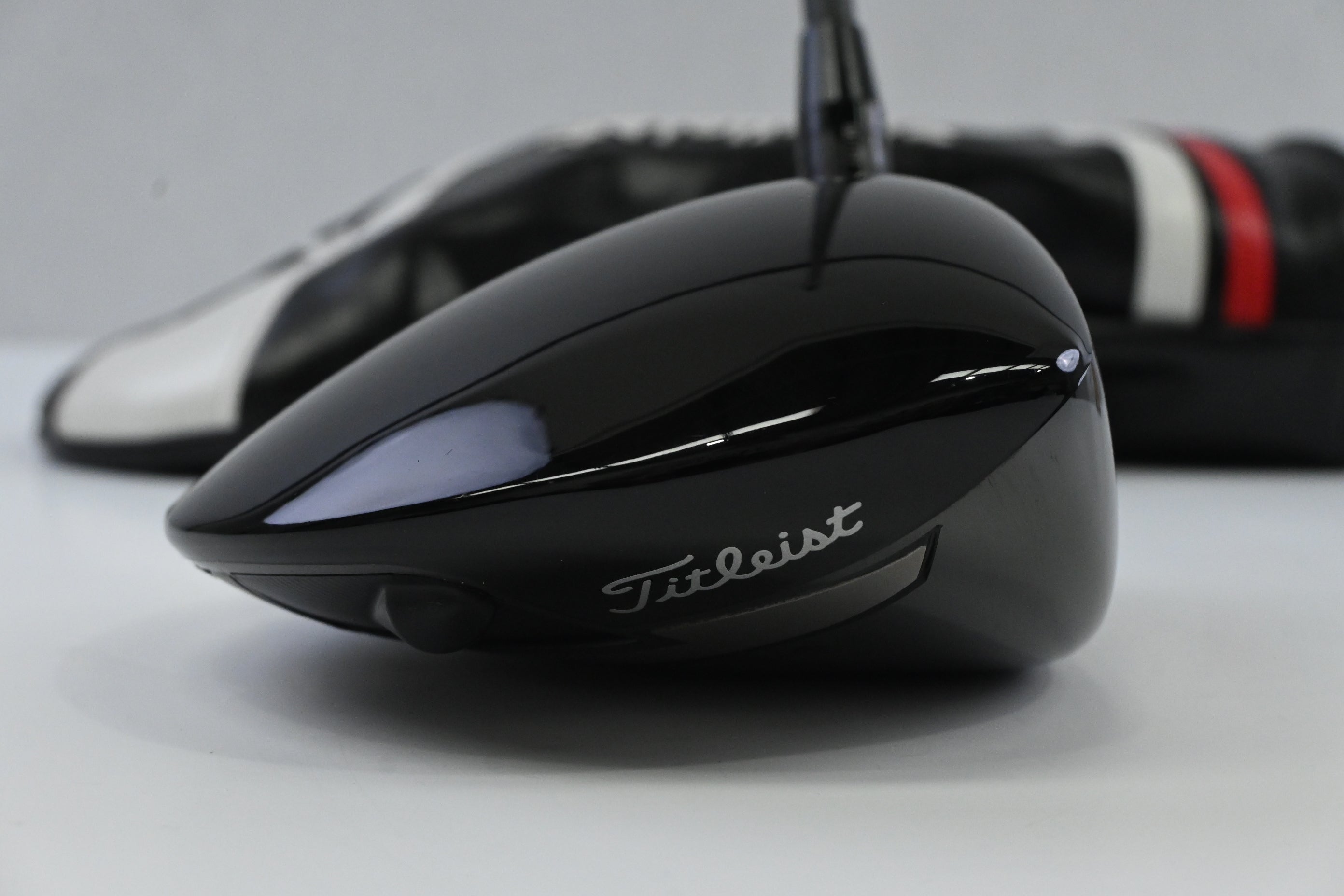 Titleist TS3 Driver / 9.5 Degree / Regular Flex HZRDUS Smoke Black 60 Shaft