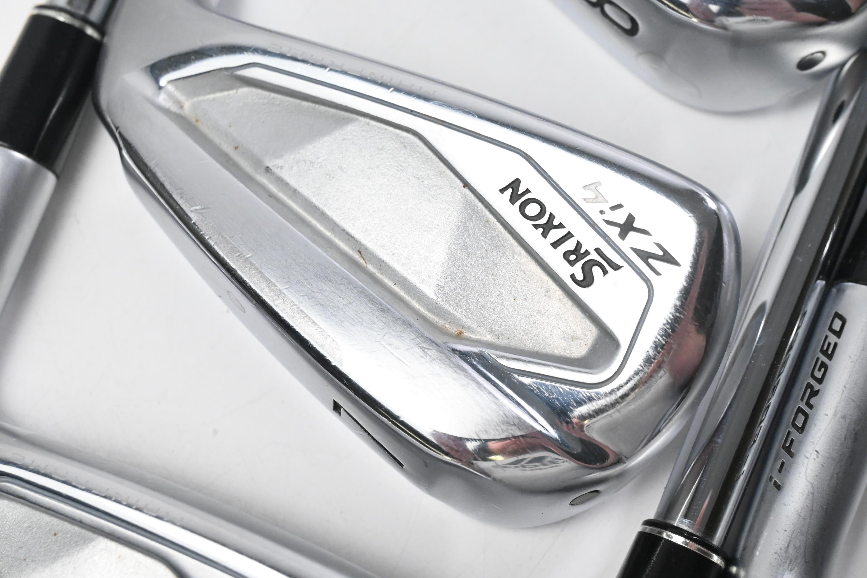 Srixon ZXi4 Irons / 6-PW+GW+SW / Regular Flex N.S.Pro Modus3 Tour 105 Shafts