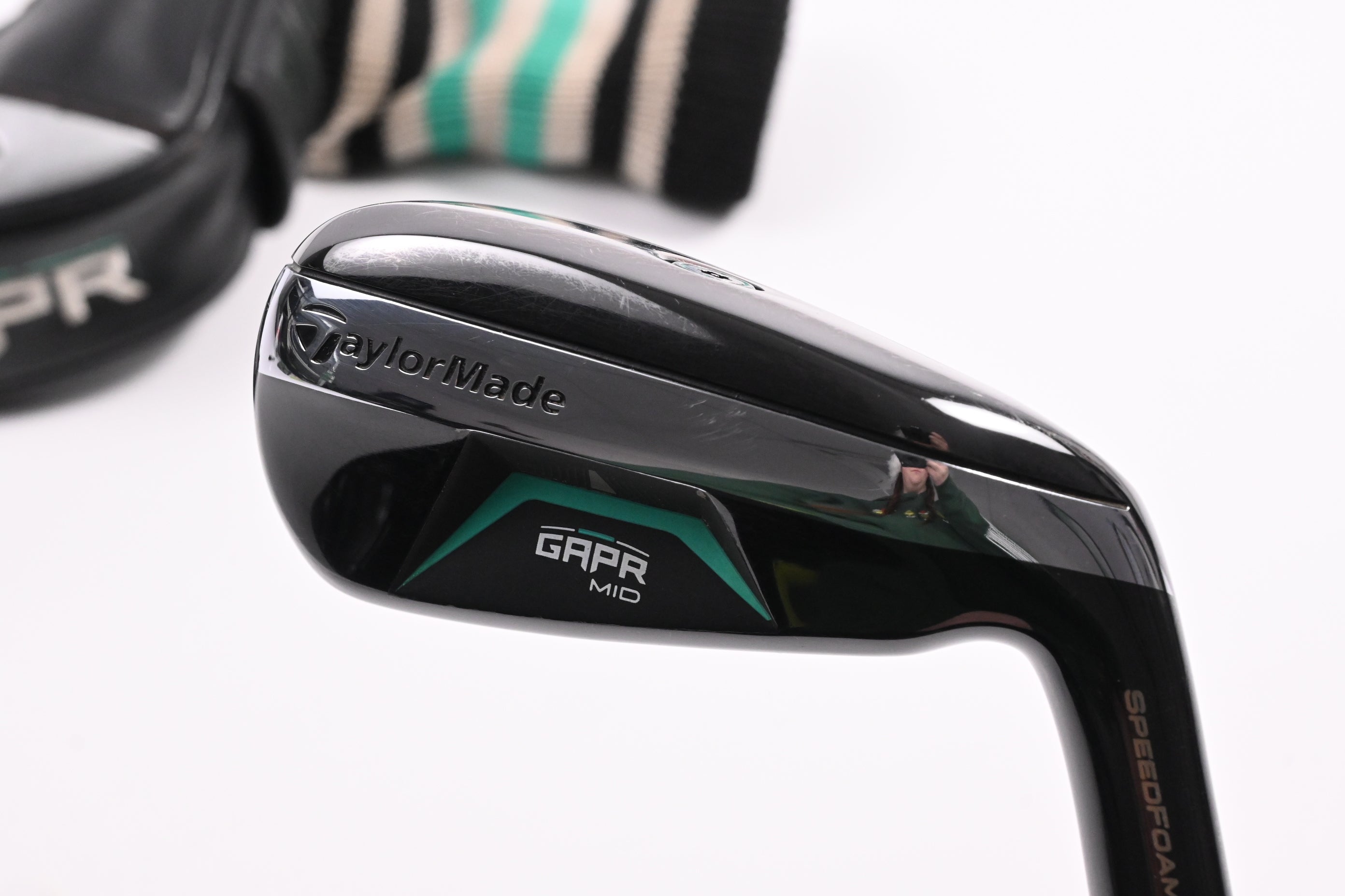 Taylormade GAPR Mid #3 Hybrid / 18 Degree / Stiff Flex KBS Hybrid 80 Shaft