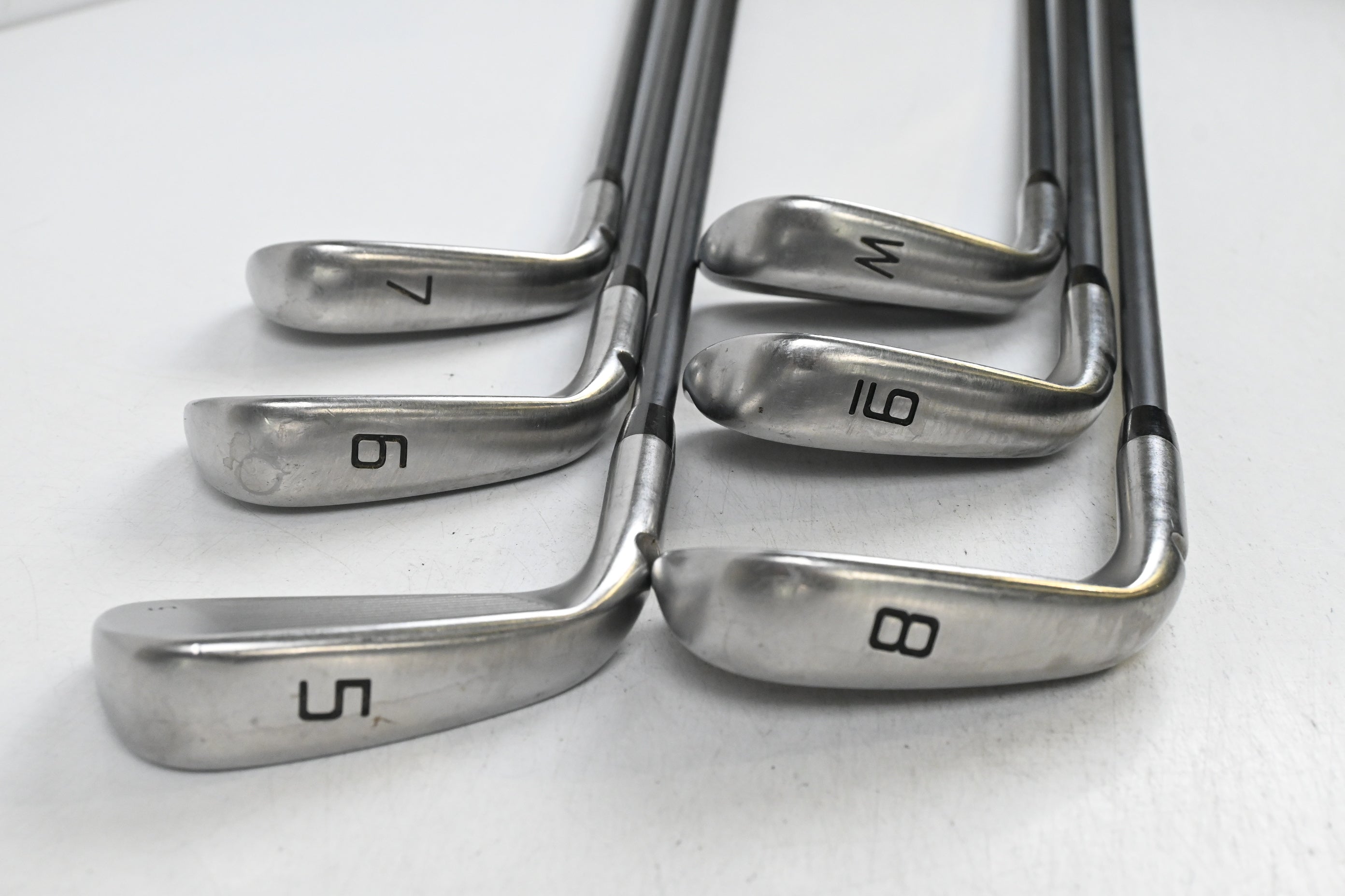 Ping i-Series E1 Irons / 5-PW / Black Dot / Regular Flex Ping CFS 70 Shafts