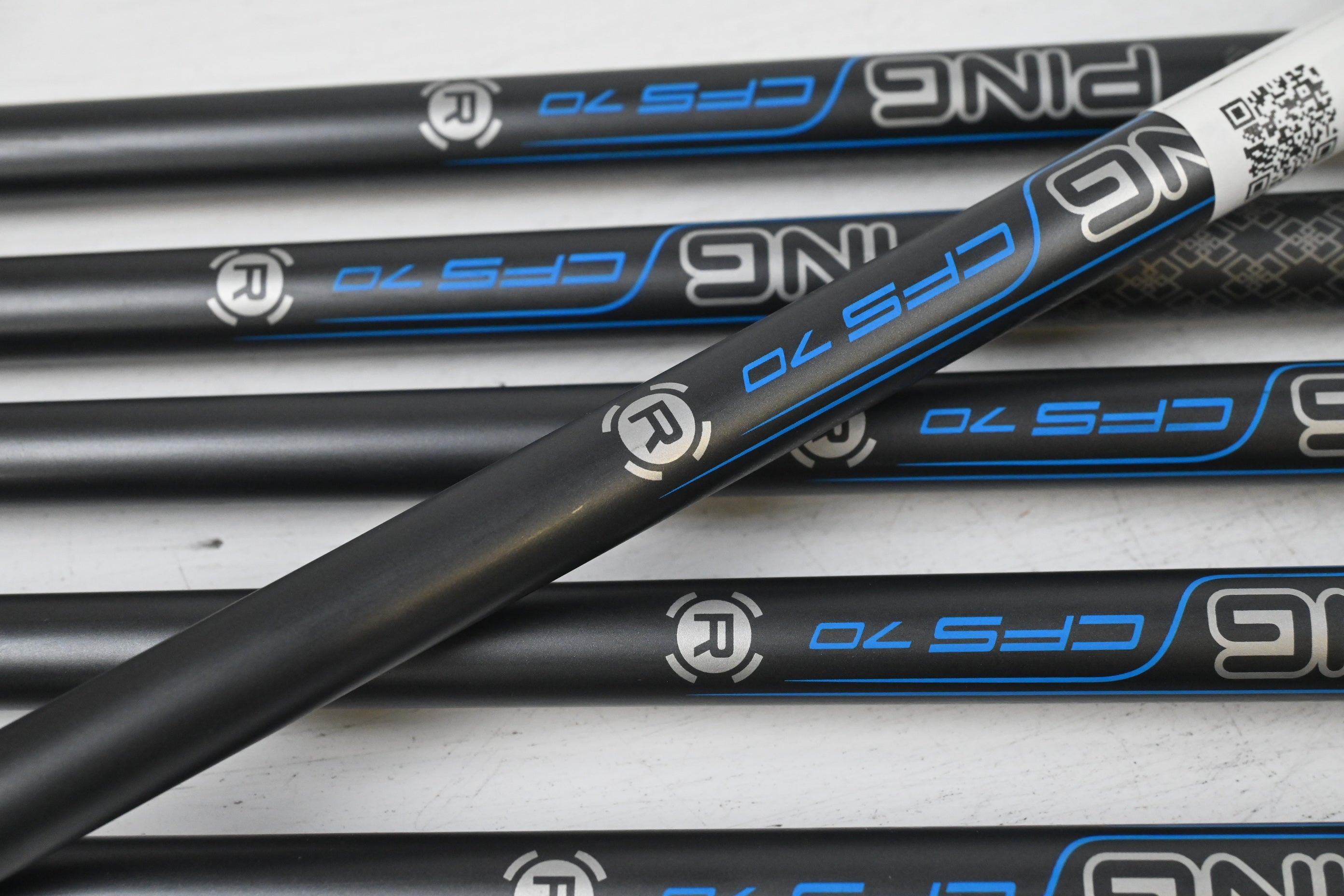 Ping i-Series E1 Irons / 5-PW / Black Dot / Regular Flex Ping CFS 70 Shafts