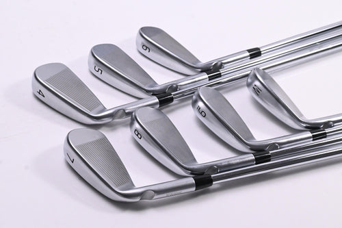 Ping i530 Irons / 4-PW / White Dot / Stiff Flex Dynamic Gold 120 S300 Shafts