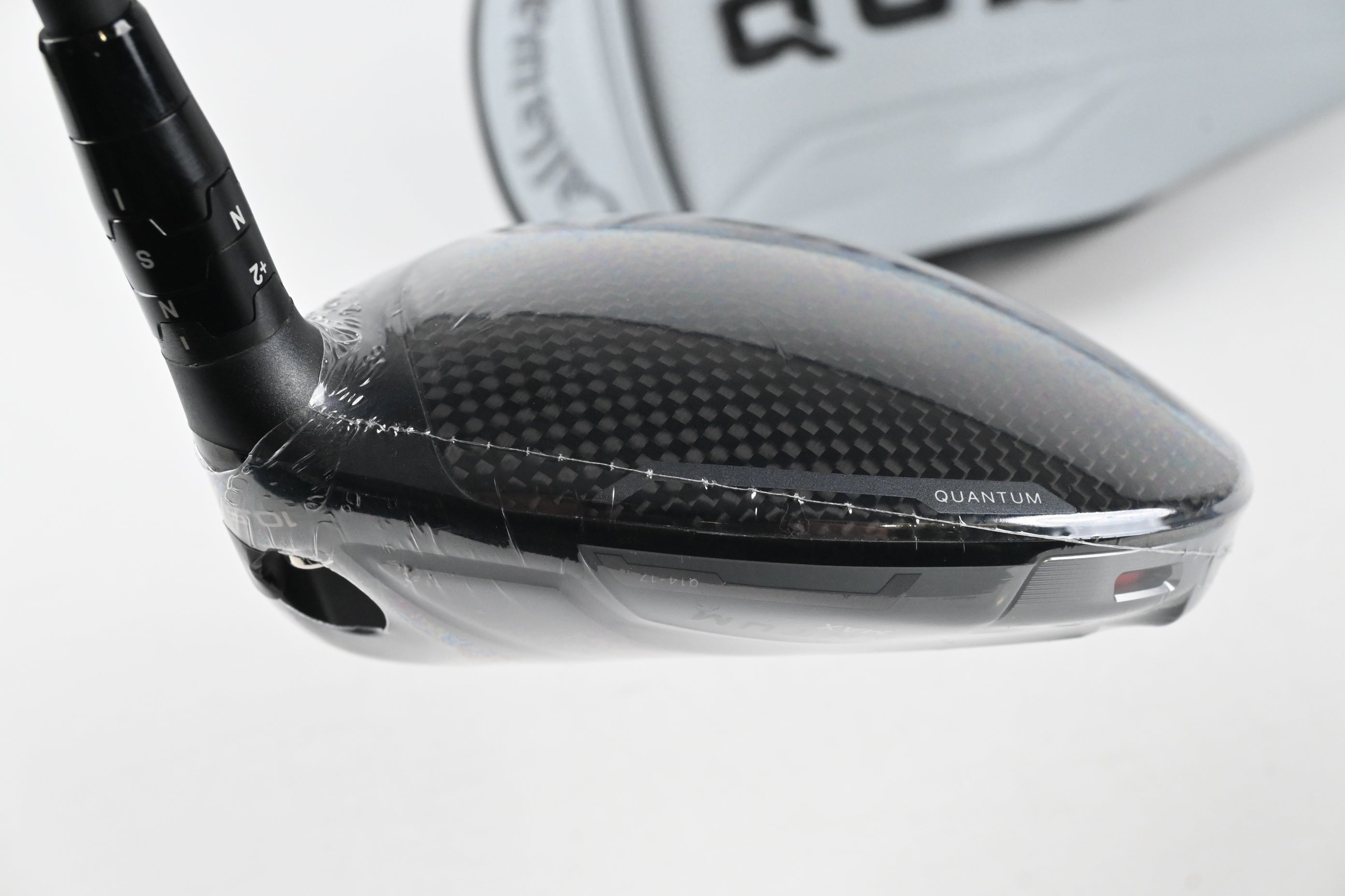 Callaway Quantum Max Driver / 10.5 Degree / Regular Flex Vanquish 4 Shaft