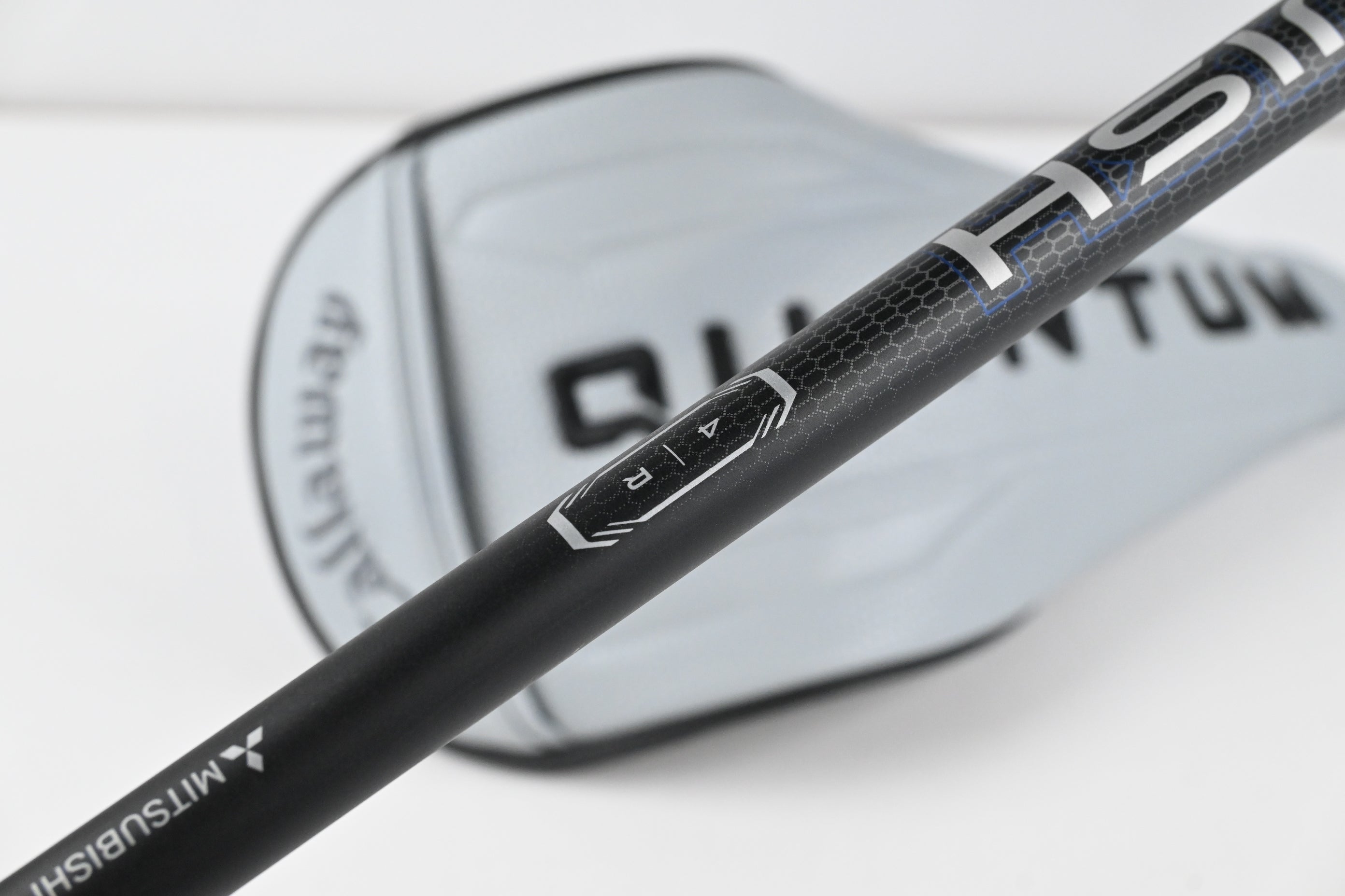 Callaway Quantum Max Driver / 10.5 Degree / Regular Flex Vanquish 4 Shaft