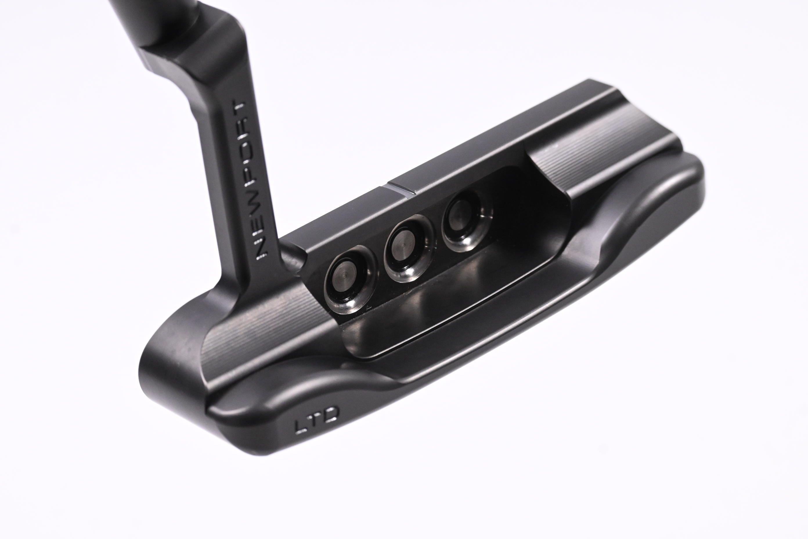 Scotty Cameron Special Select Jet Set Newport Putter / 34 Inch