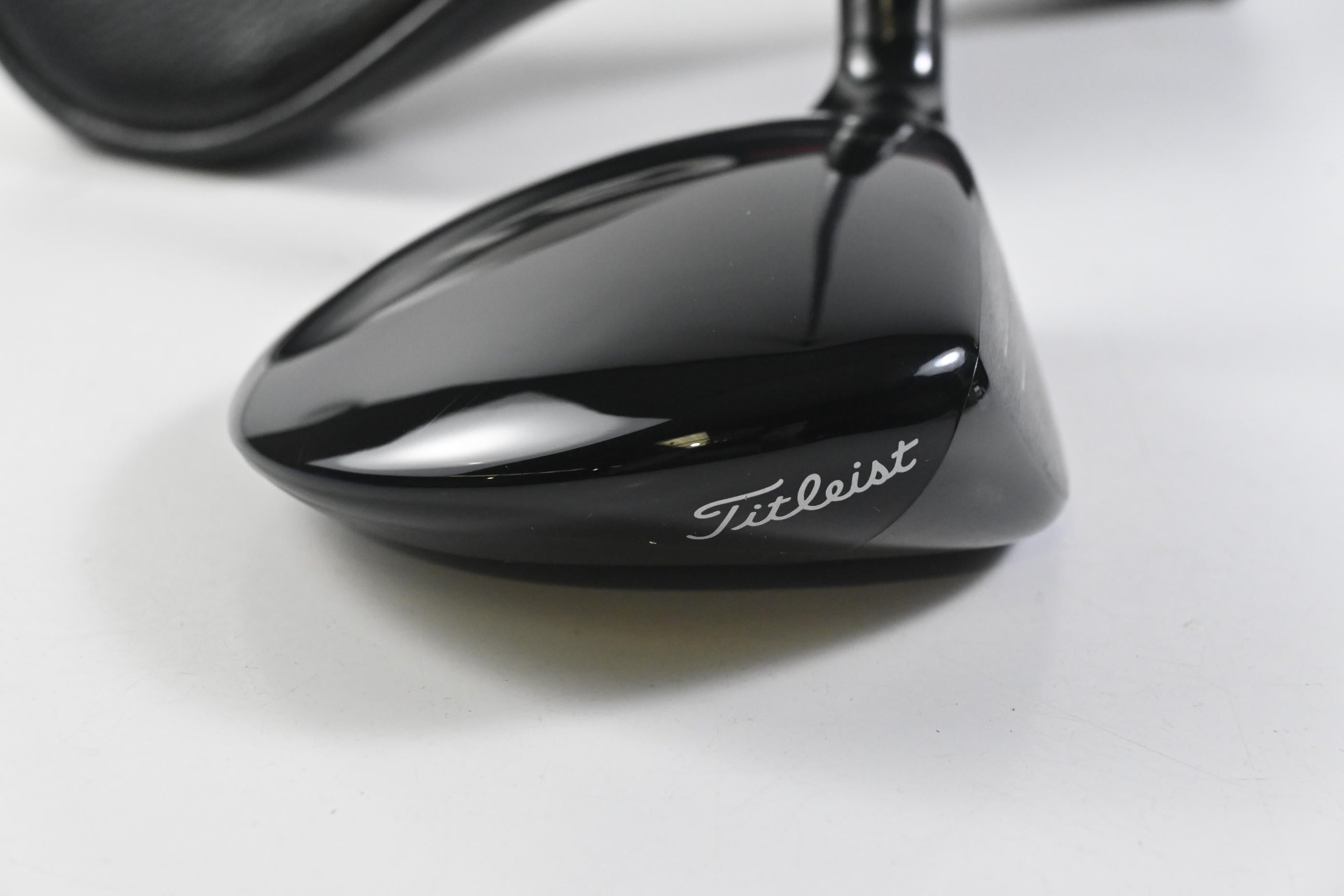 Titleist GT1 #5 Wood / 18 Degree / Regular Flex Fujikura Air Speeder 40 Shaft
