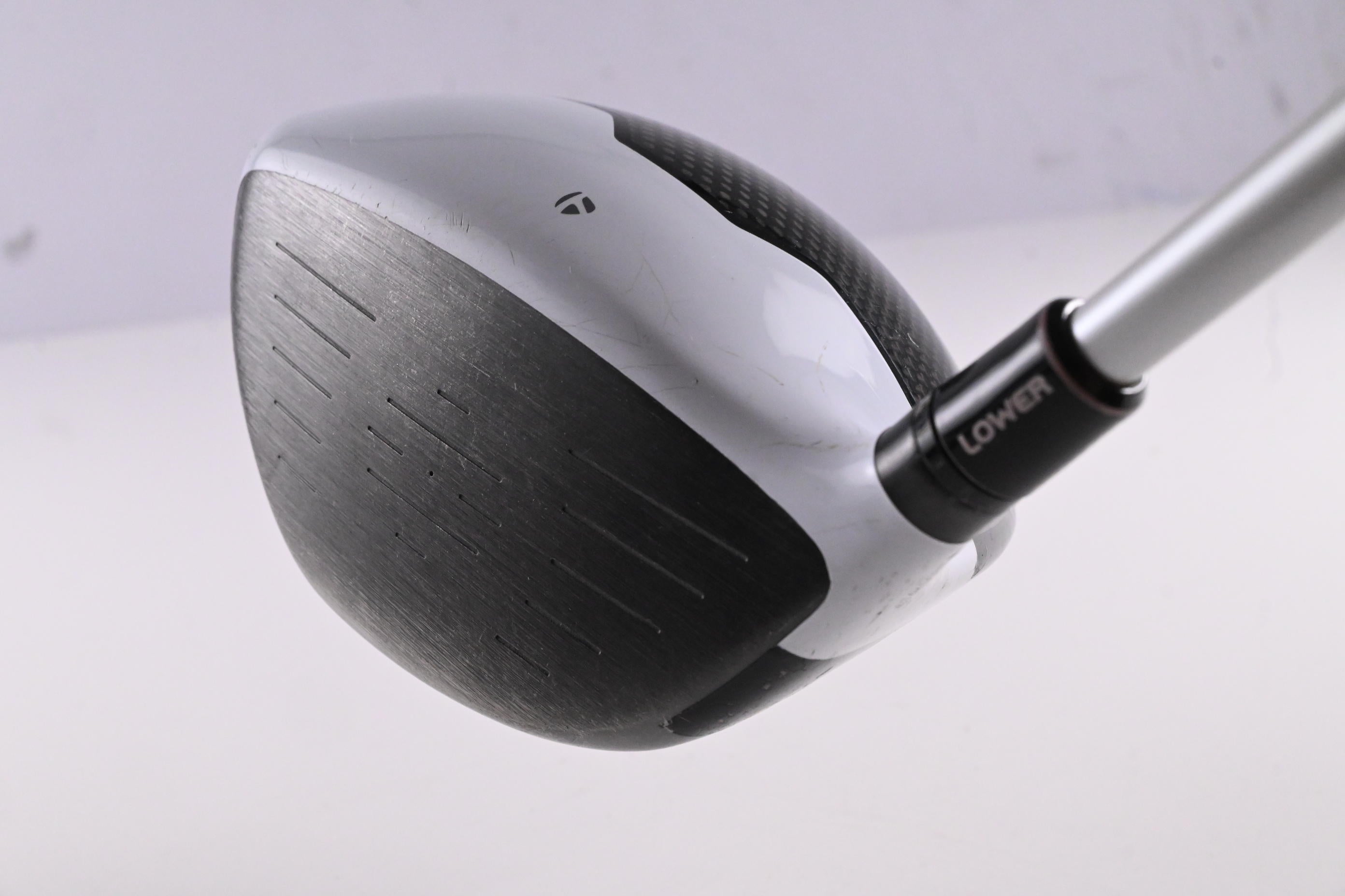 Taylormade M2 2016 Driver / 9.5 Degree / Stiff Flex Aldila Rogue Silver 70