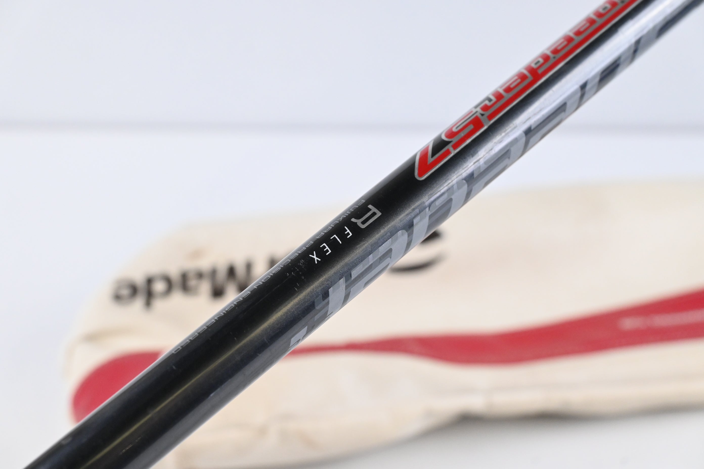 Taylormade R15 Black Driver / 10.5 Degree / Regular Flex Speeder Evolution 57