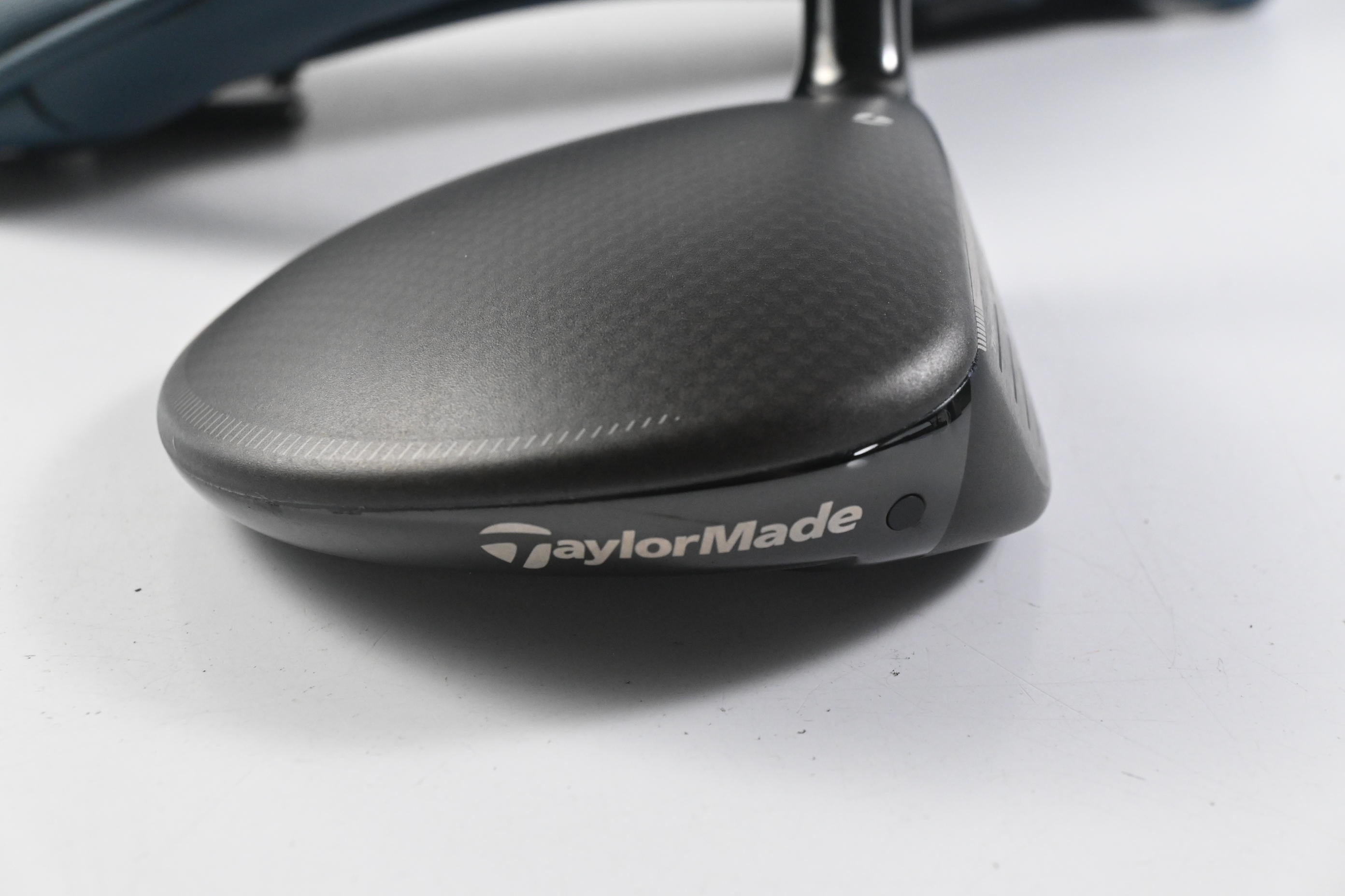Taylormade Qi4D Max #5 Wood / 18 Degree / Regular Flex REAX White 55 Shaft