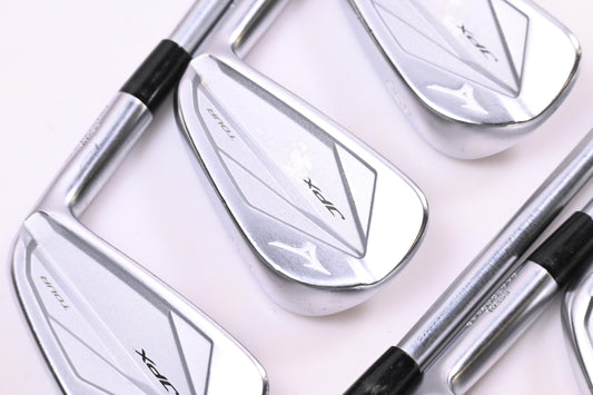 Mizuno JPX 923 Tour Irons / 4-PW / X-Flex Project X LZ 125 Shaft