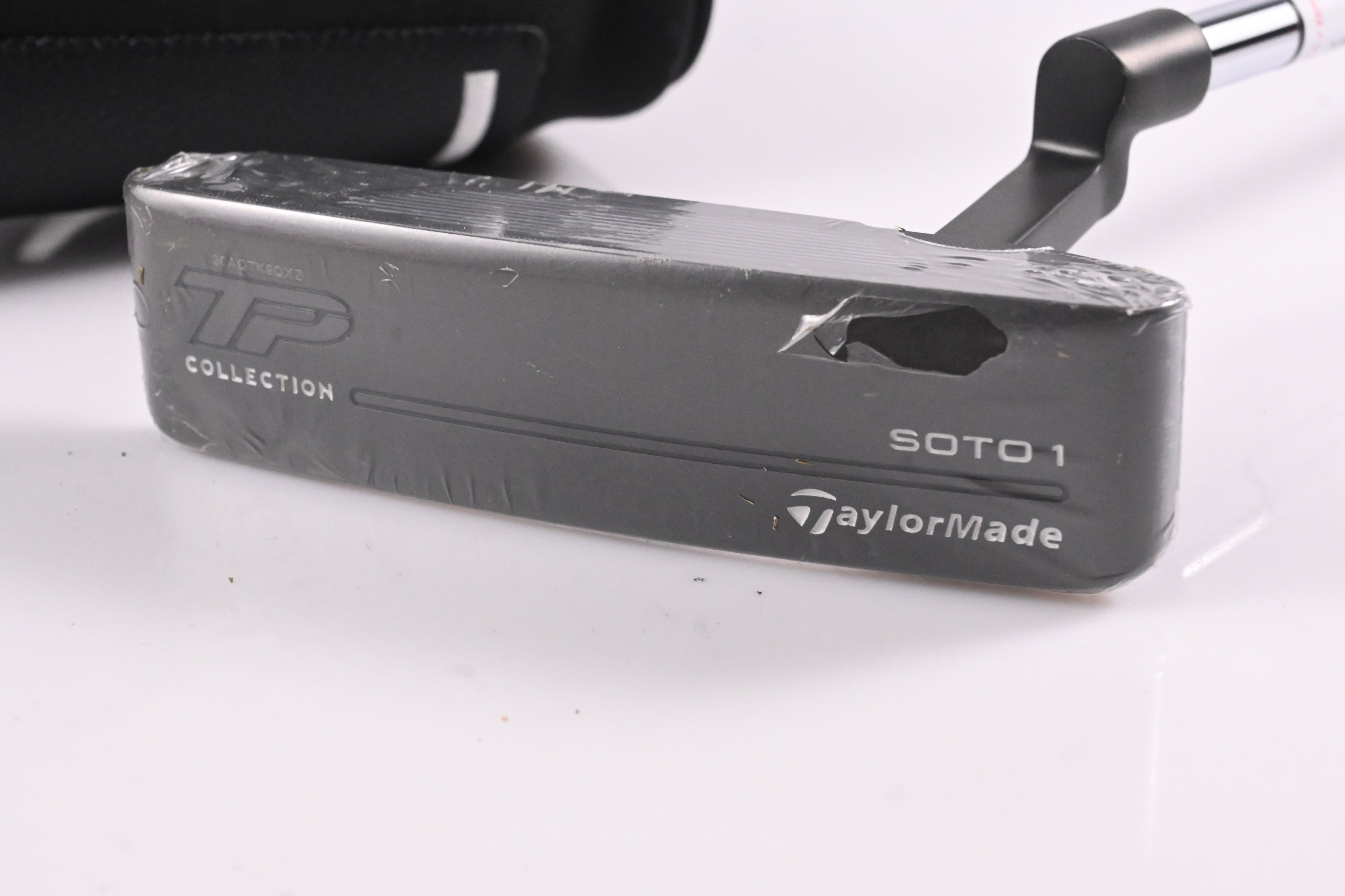 Taylormade TP Black Collection Soto 1 Putter / 34 Inch