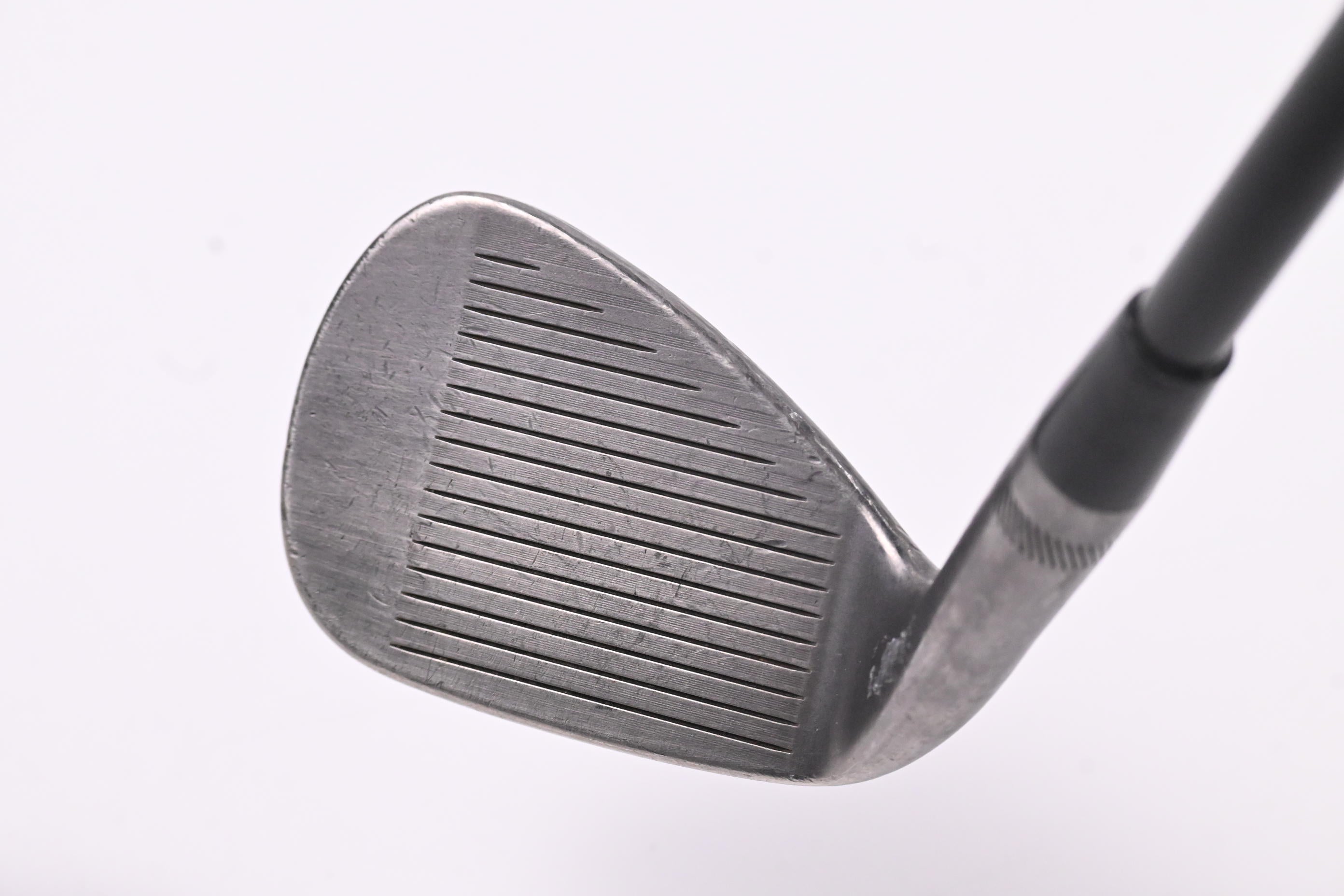Titleist Vokey SM10 Pitching Wedge / 46 Degree / Regular Flex Tensei AV Red