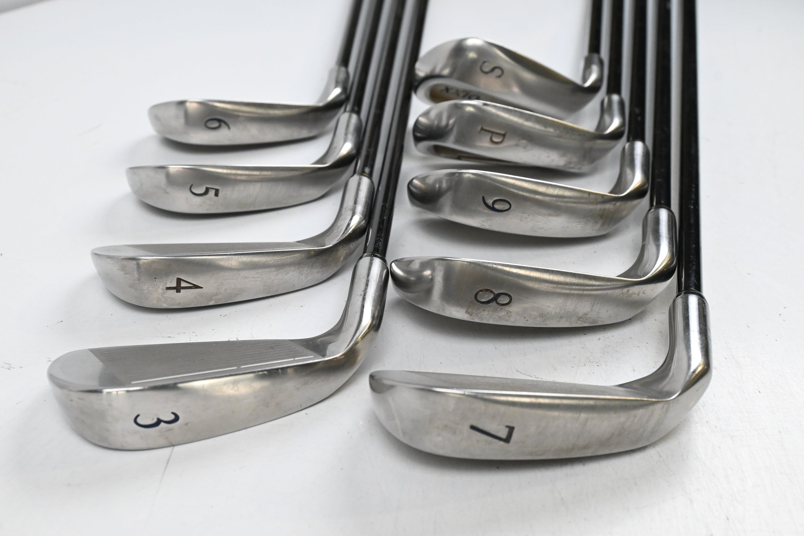Srixon XXIO Irons / 3-PW+SW / Regular Flex Srixon SV-300 Shafts