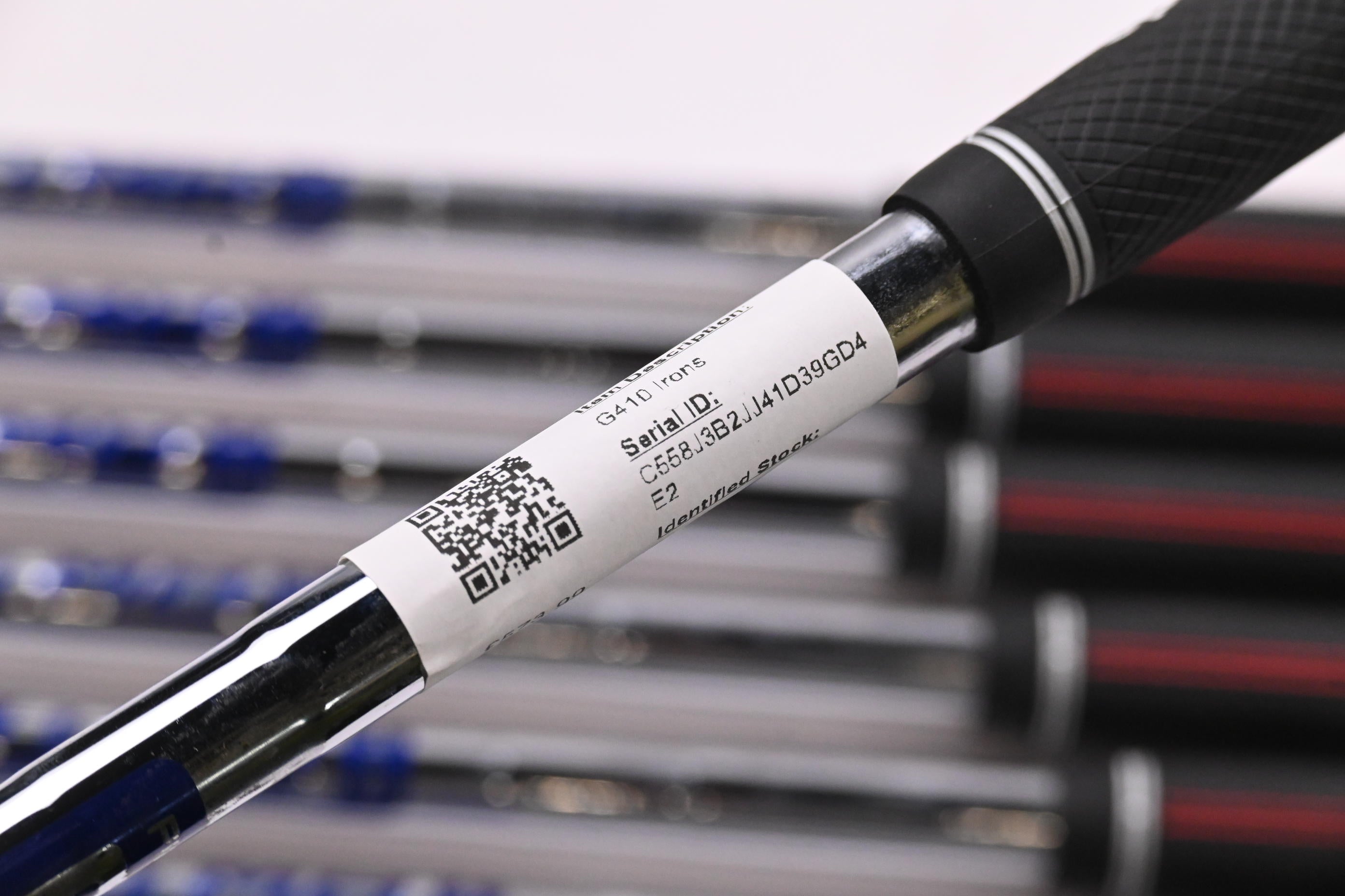 Ping G410 Irons / 5-PW+GW+SW / Black Dot / Regular Flex Ping AWT 2.0 Shafts