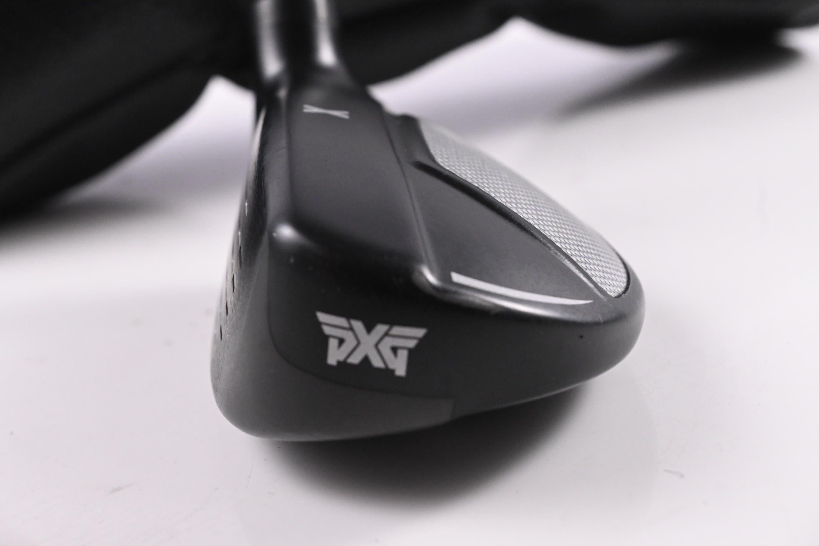 Left Hand PXG 0317 X Gen4 #3 Hybrid / 19 Degree / Regular Flex Cypher 60 Shaft