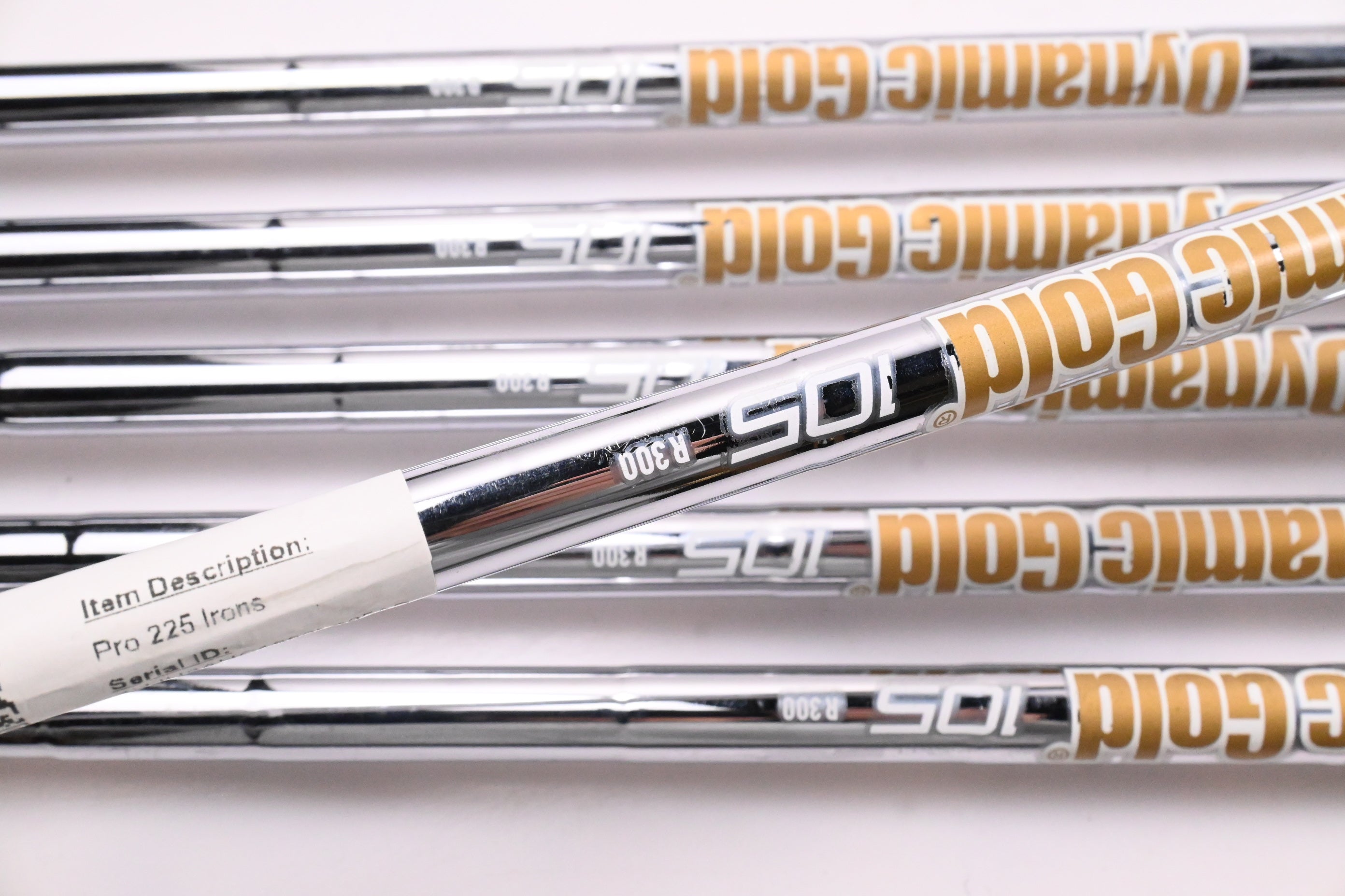 Mizuno Pro 225 Irons / 5-PW / Regular Flex Dynamic Gold 105 R300 Shafts