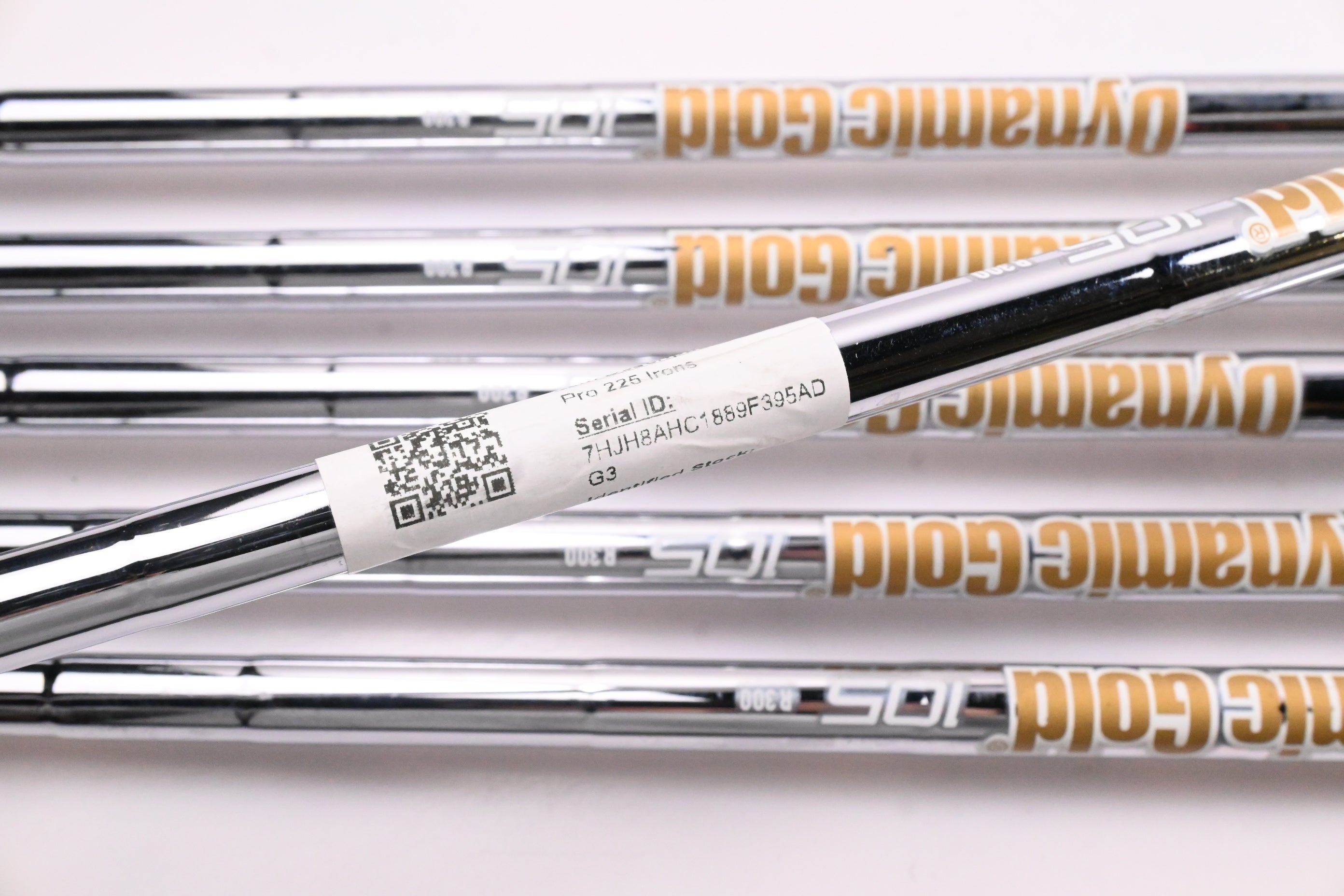 Mizuno Pro 225 Irons / 5-PW / Regular Flex Dynamic Gold 105 R300 Shafts