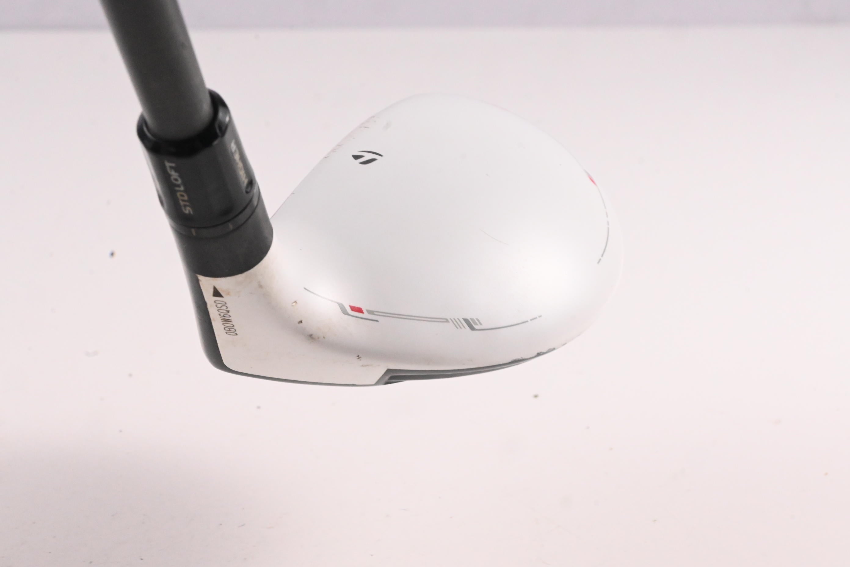 Taylormade Rescue 11 #4 Hybrid / 21 Degree / Regular Flex Aldila RIP 65 Shaft