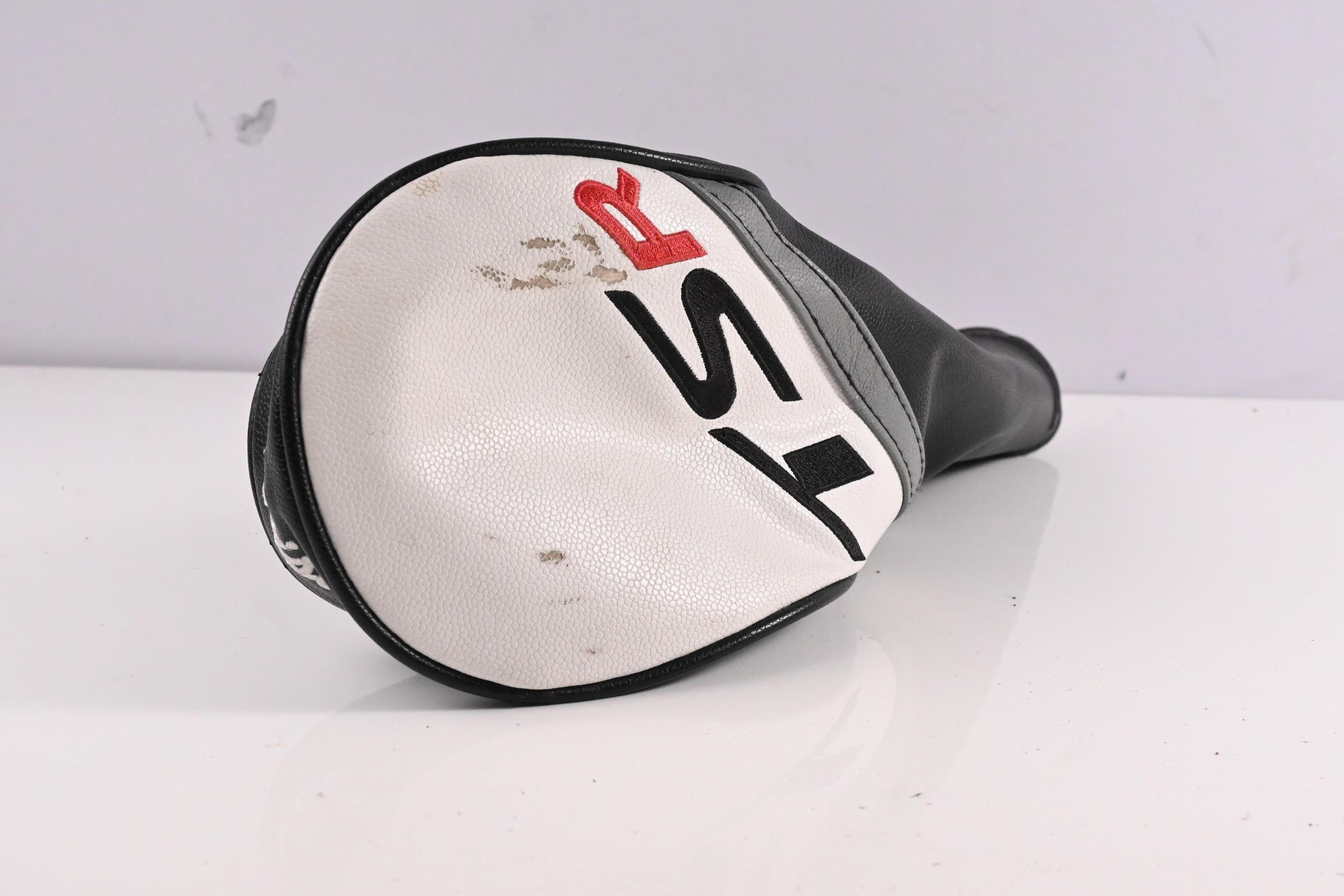 Titleist TSR4 Driver / 9 Degree / Stiff Flex HZRDUS Gen4 Black 60 Shaft