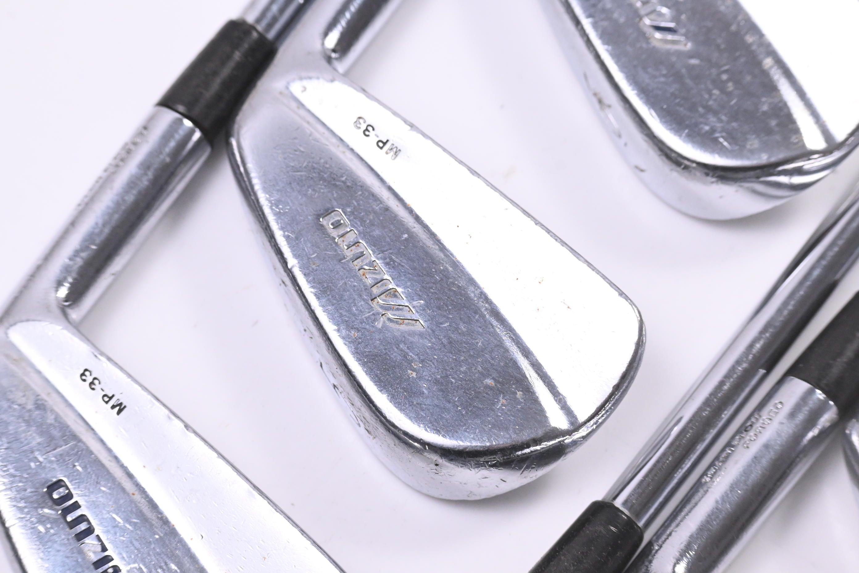 Mizuno MP-33 Irons / 3-PW / Regular Flex Dynamic Gold R300 Shafts