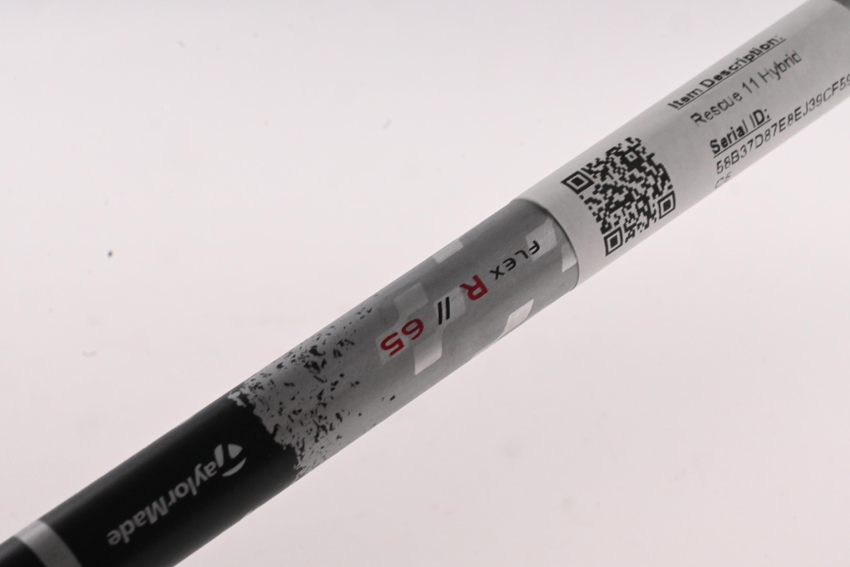 Taylormade Rescue 11 #4 Hybrid / 21 Degree / Regular Flex Aldila RIP 65 Shaft