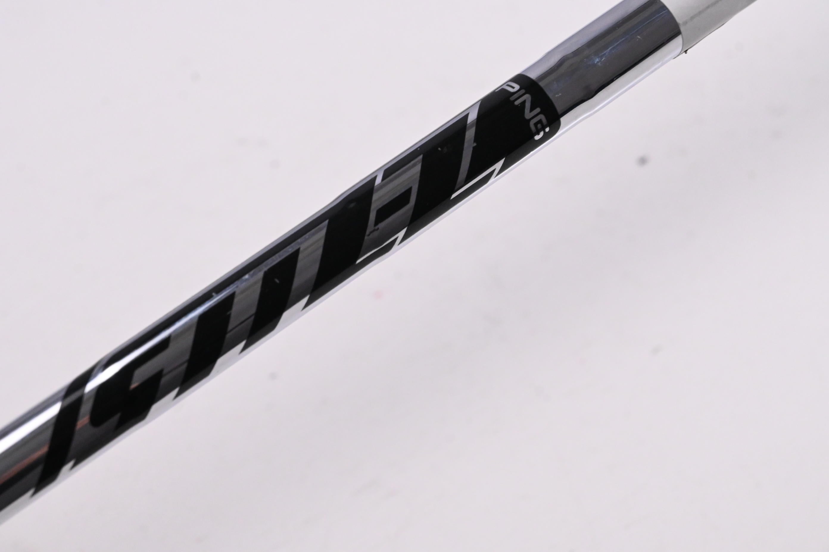 Ping ChipR / Black Dot / 35.25 Inch
