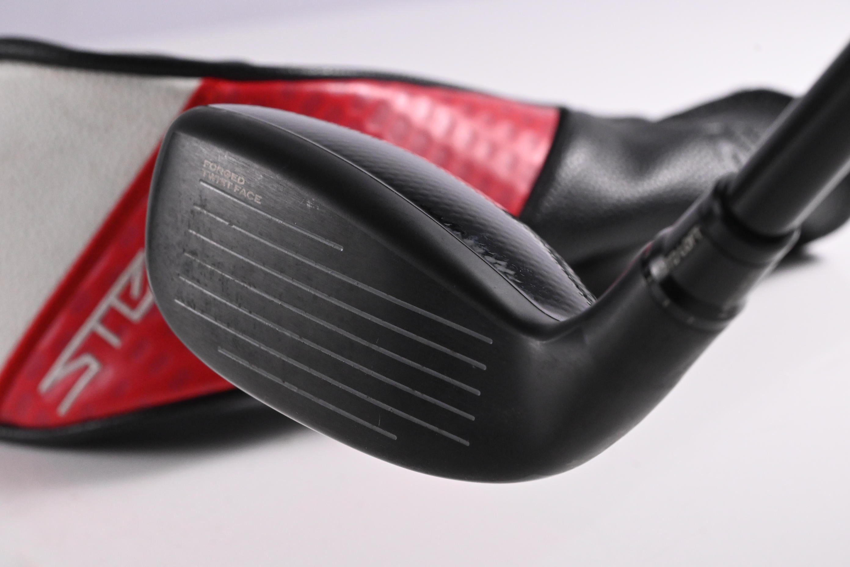 Taylormade Stealth 2 Plus #3 Hybrid / 19.5 Degree / Stiff Flex Kai'li Red 85