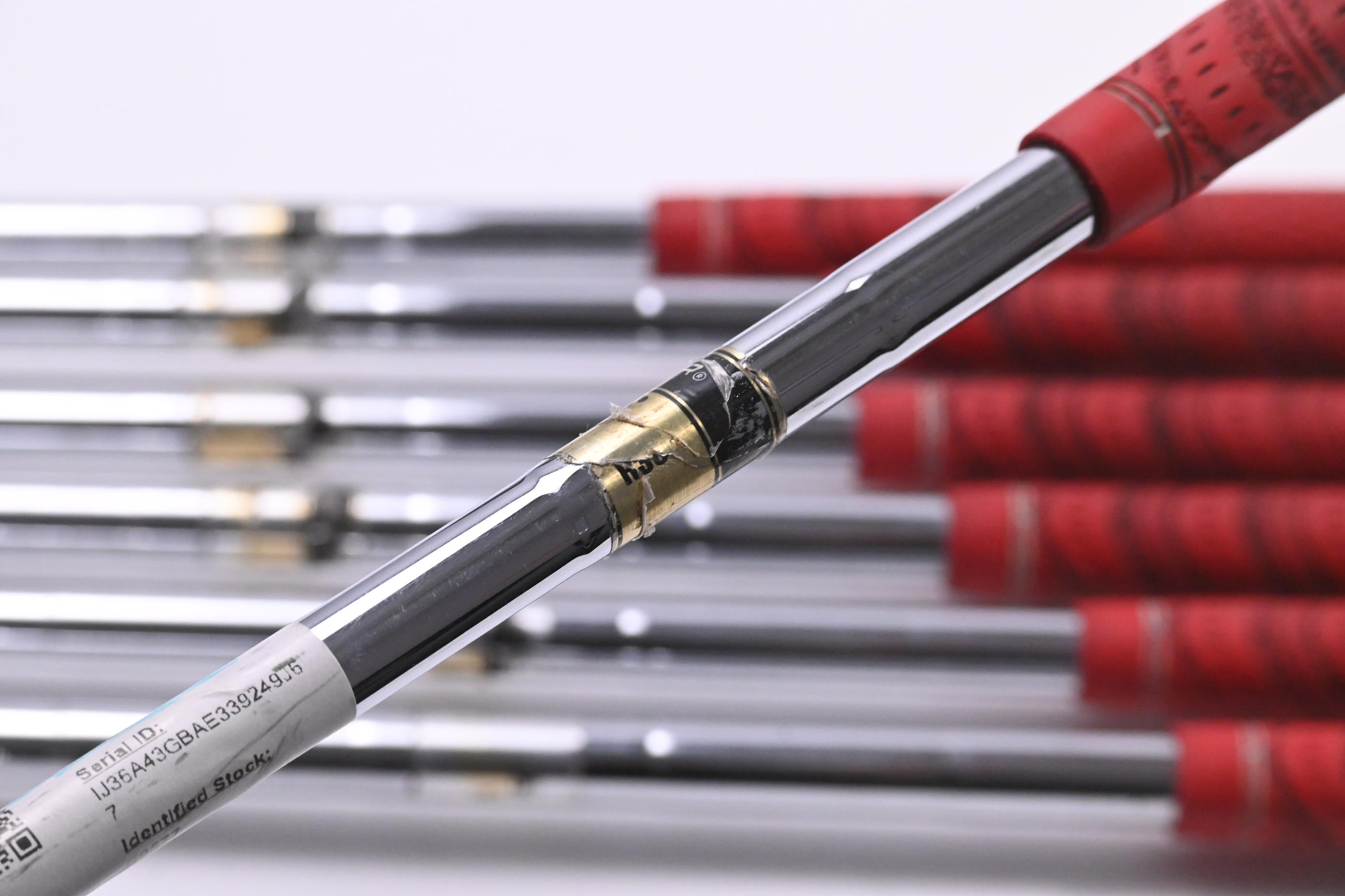 Mizuno MP-33 Irons / 3-PW / Regular Flex Dynamic Gold R300 Shafts