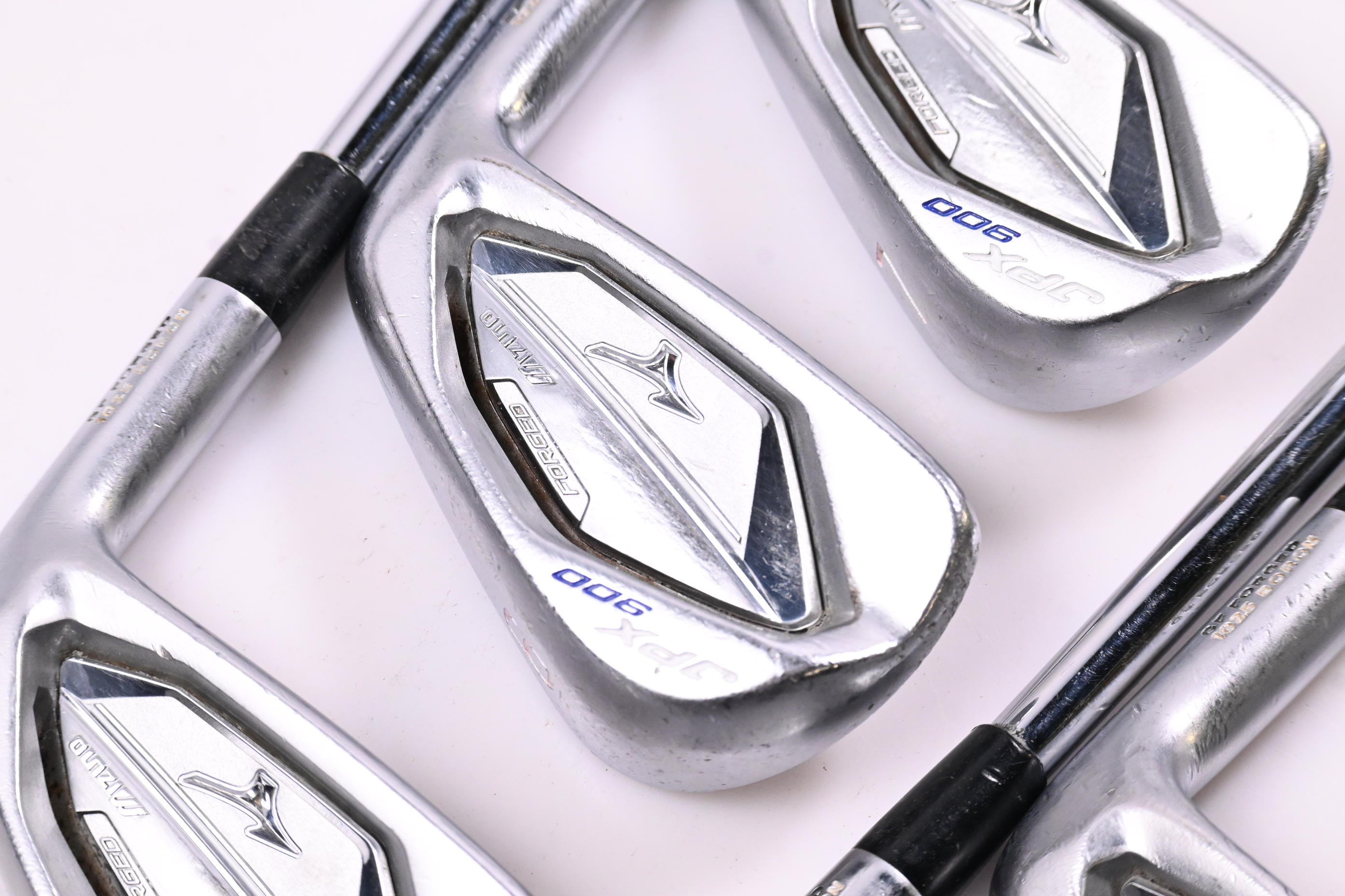 Mizuno JPX 900 Forged Irons / 5-PW / Regular Flex Project X LZ 115 Shafts